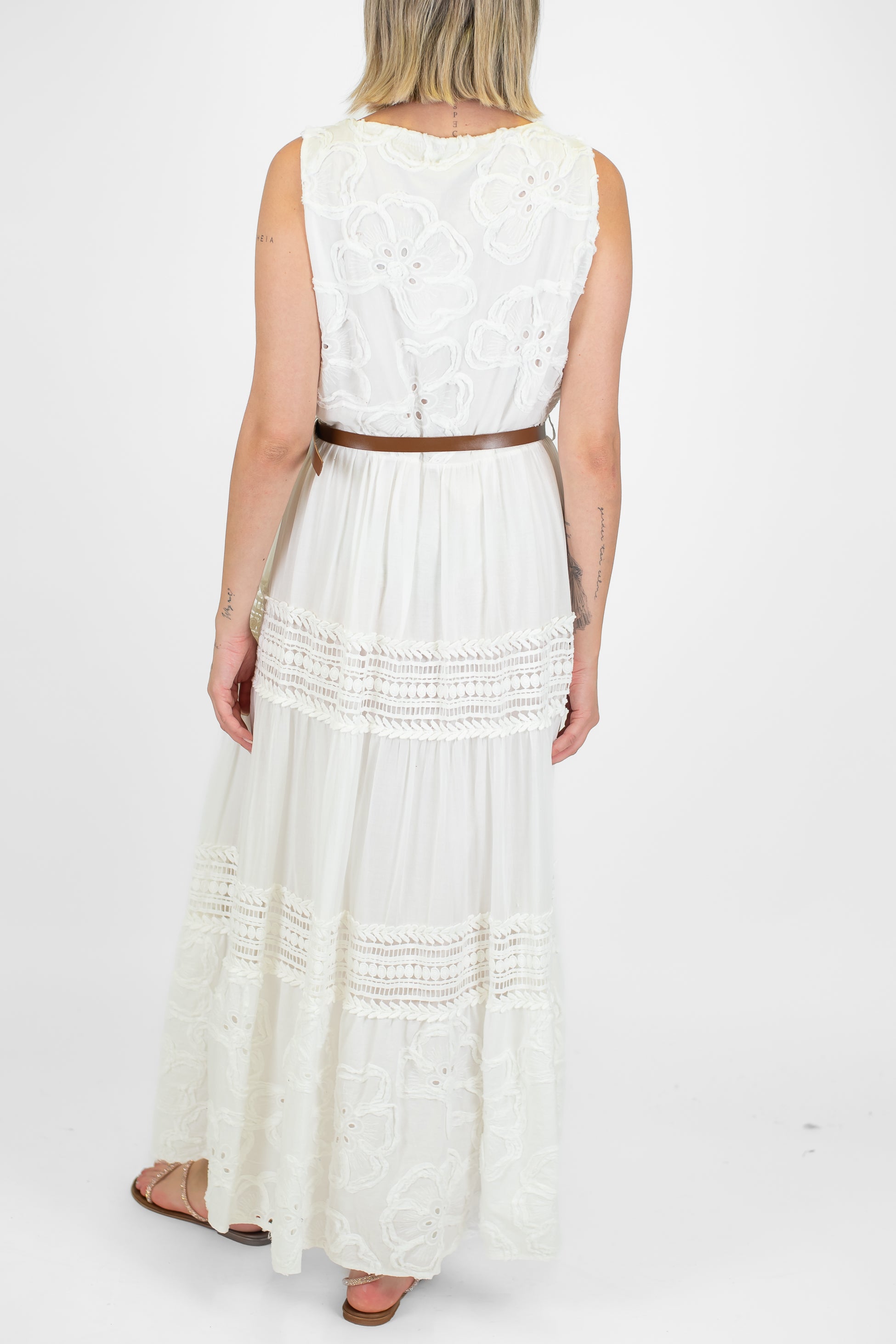 Motel - Abito lungo giromaniche con ricami in pizzo sangallo