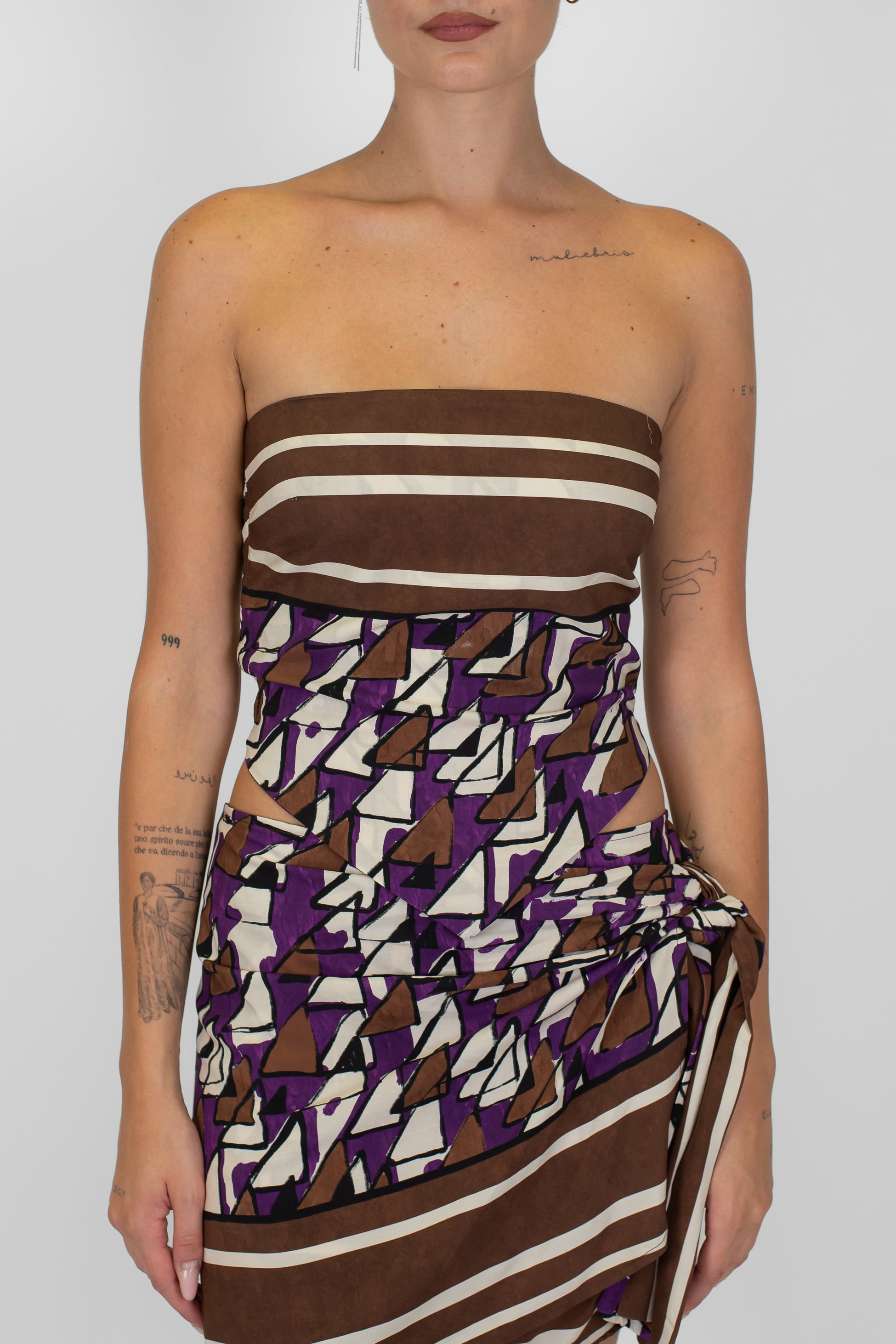 Tensione in - Top foulard fantasia astratta in viscosa