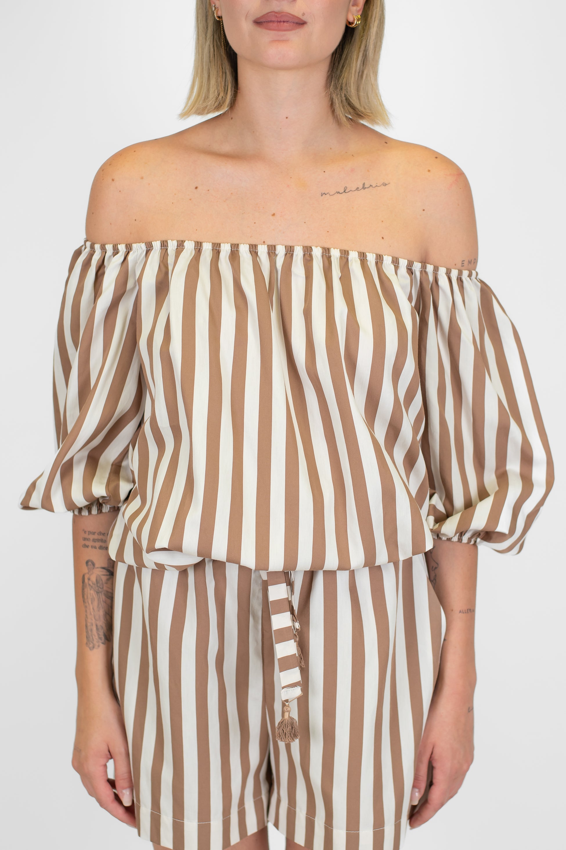 Motel - Blusa fantasia a righe scollo shiffer in viscosa leggera