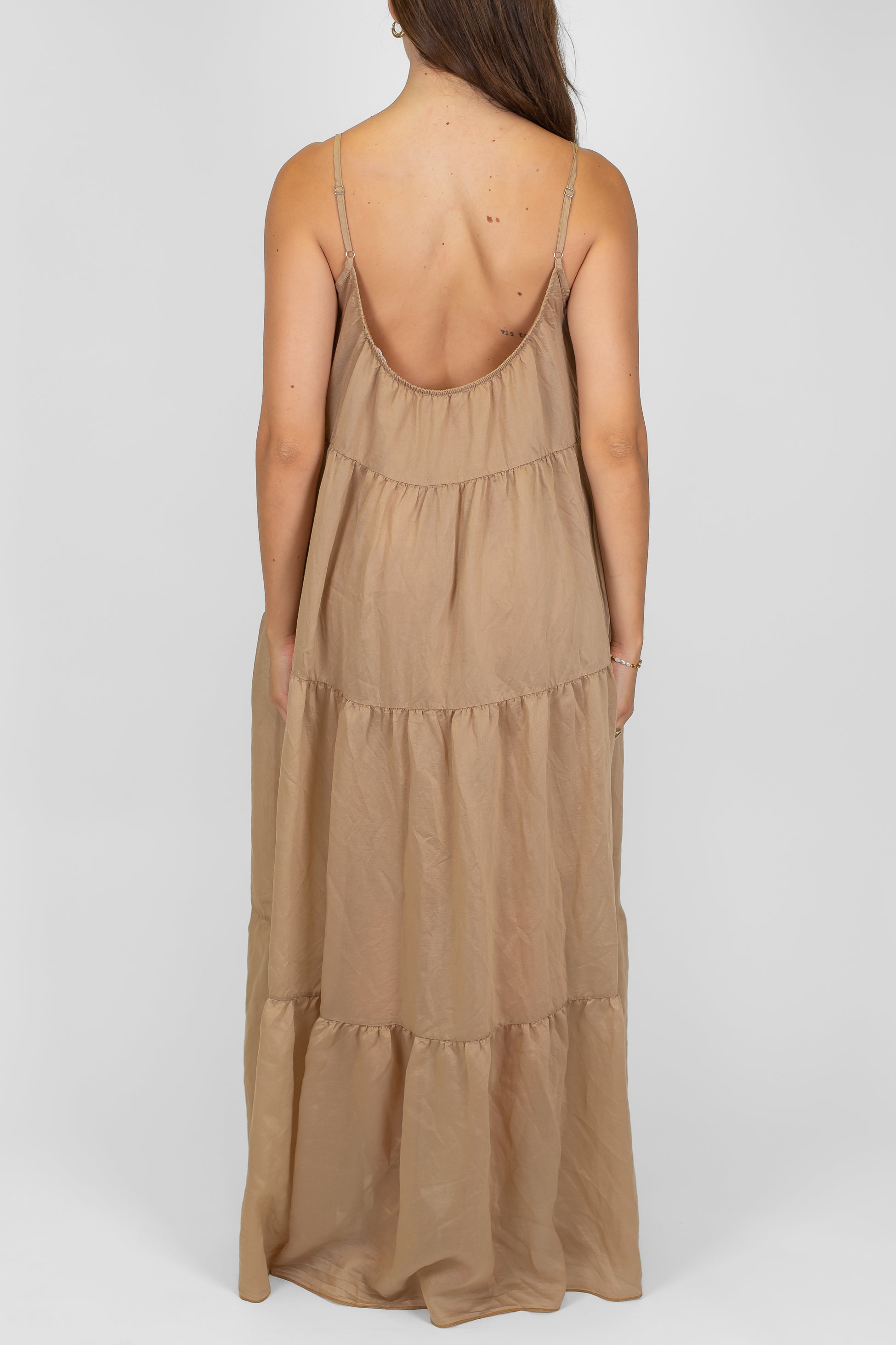 Motel - Abito lungo in lyocell con bretelline, balze e scollo sul retro