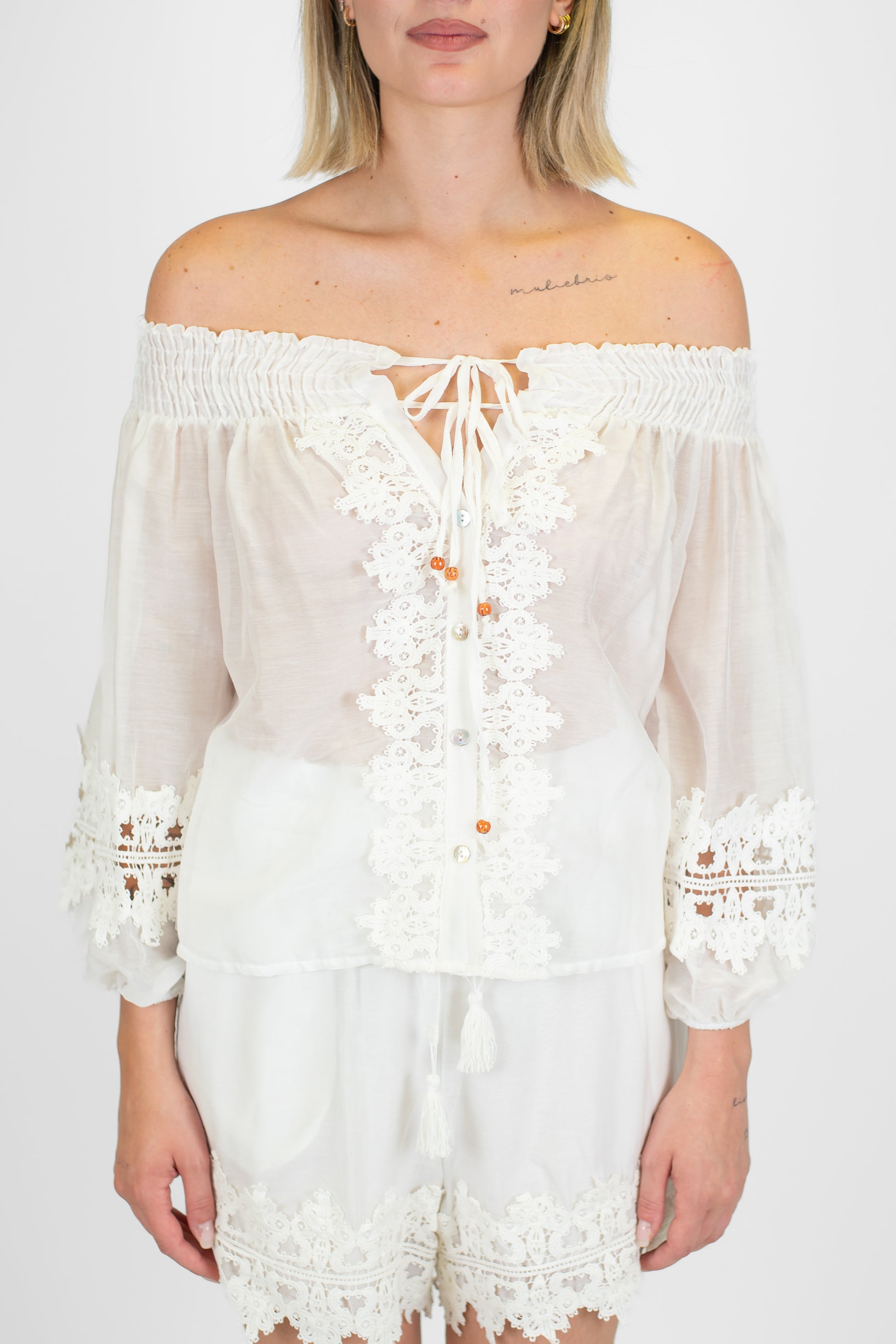 Motel - Camicia con scollo shiffer e dettagli in crochet