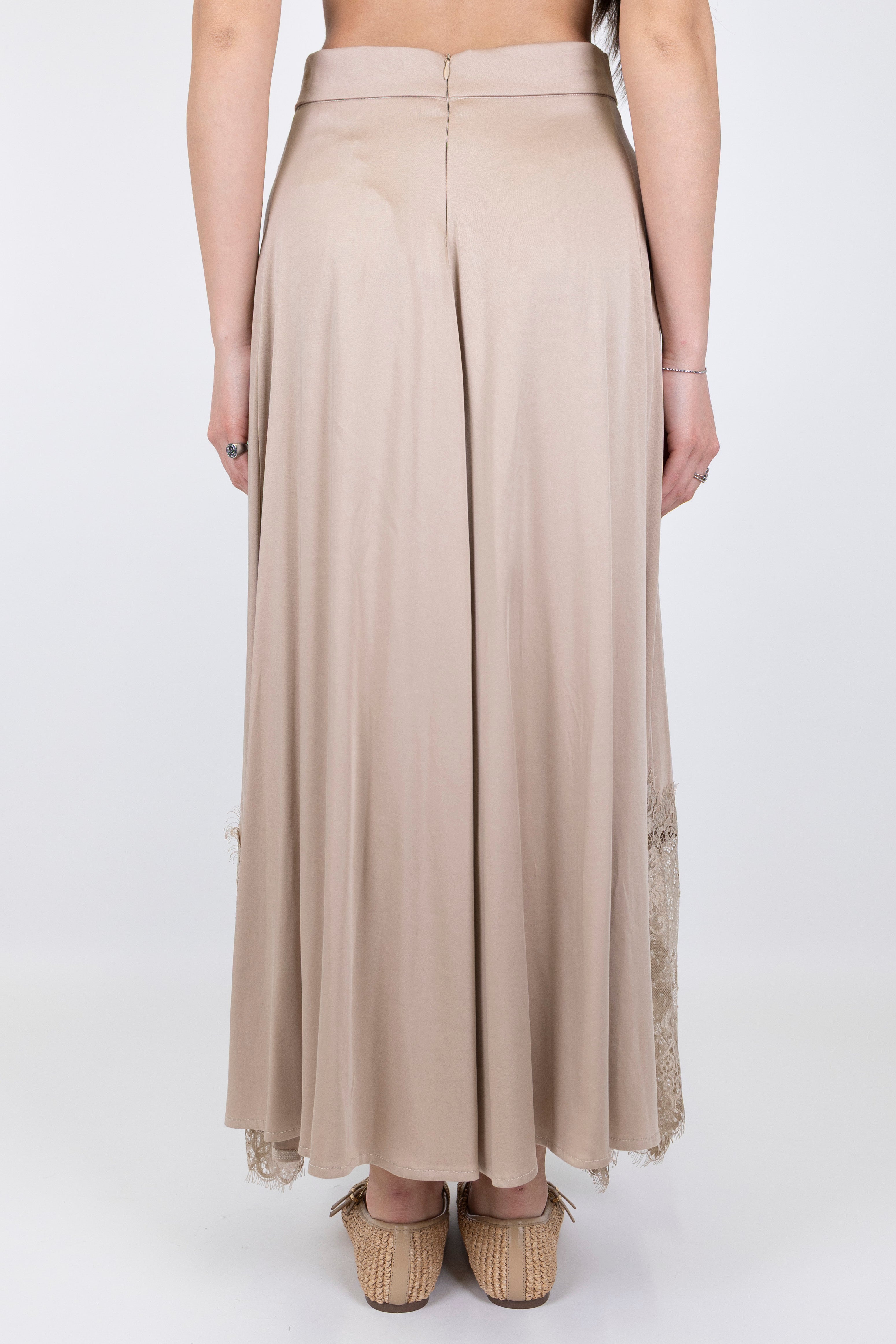 Maryley - Gonna svasata in lyocell con inserti in pizzo sul fondo e chiusura con zip