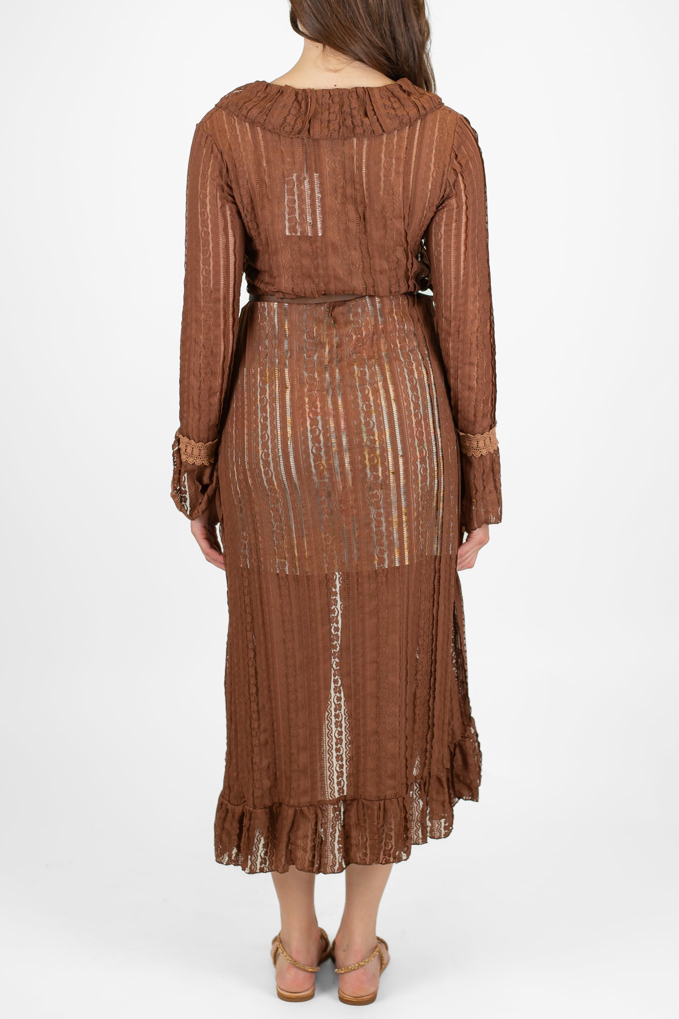 Motel - Abito kimono a righe ricamate con rouches lungo il profilo