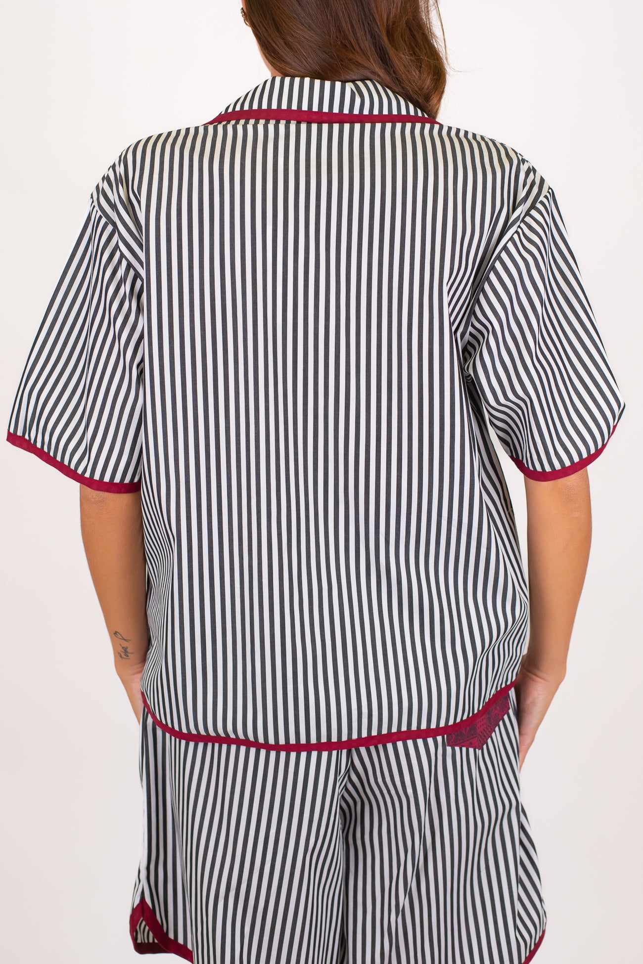 Motel - Camicia mezzamanica a righe con profilo e taschino a contrasto