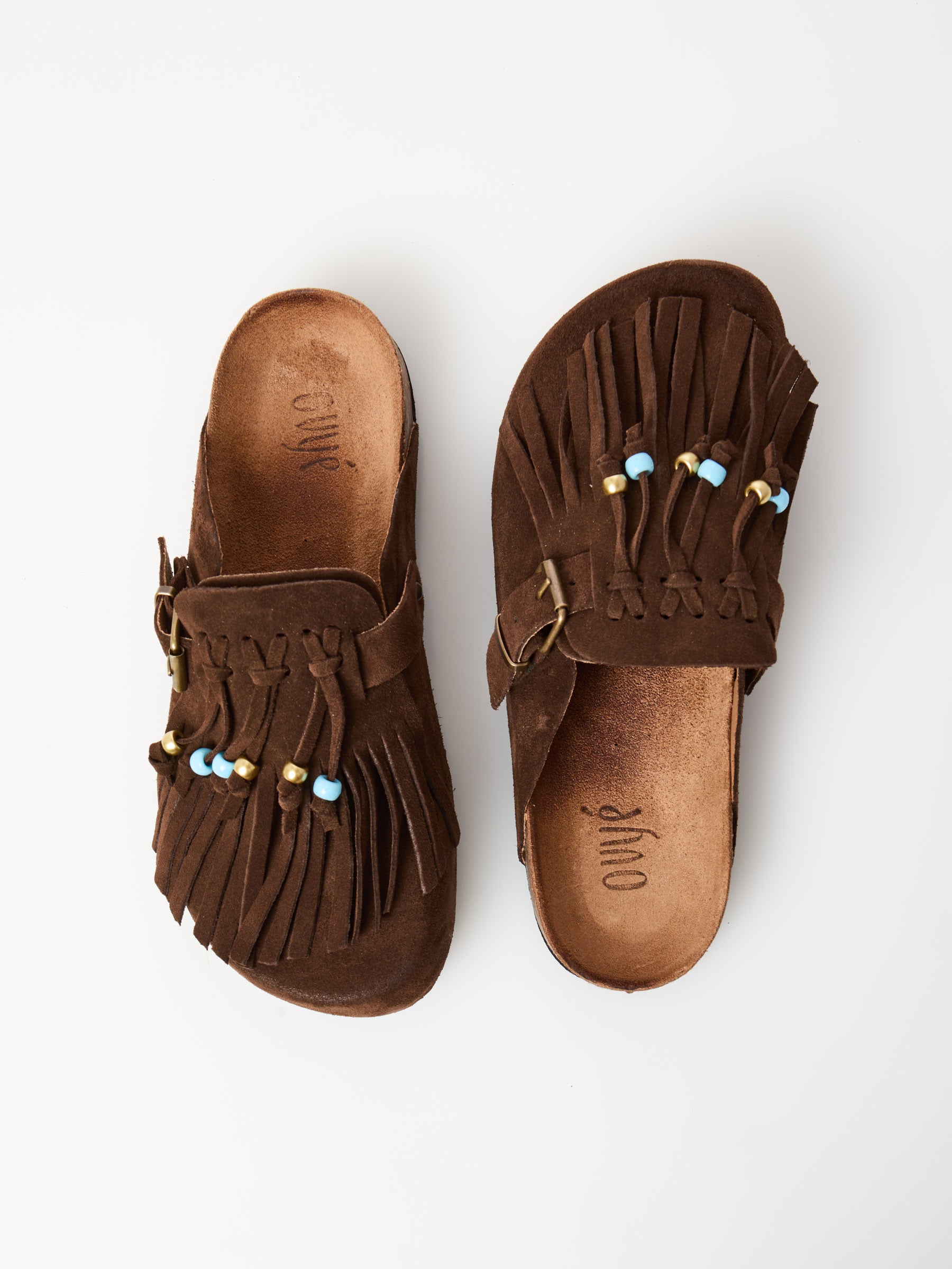 Ovyé - Sandalo in camoscio con frange e perline