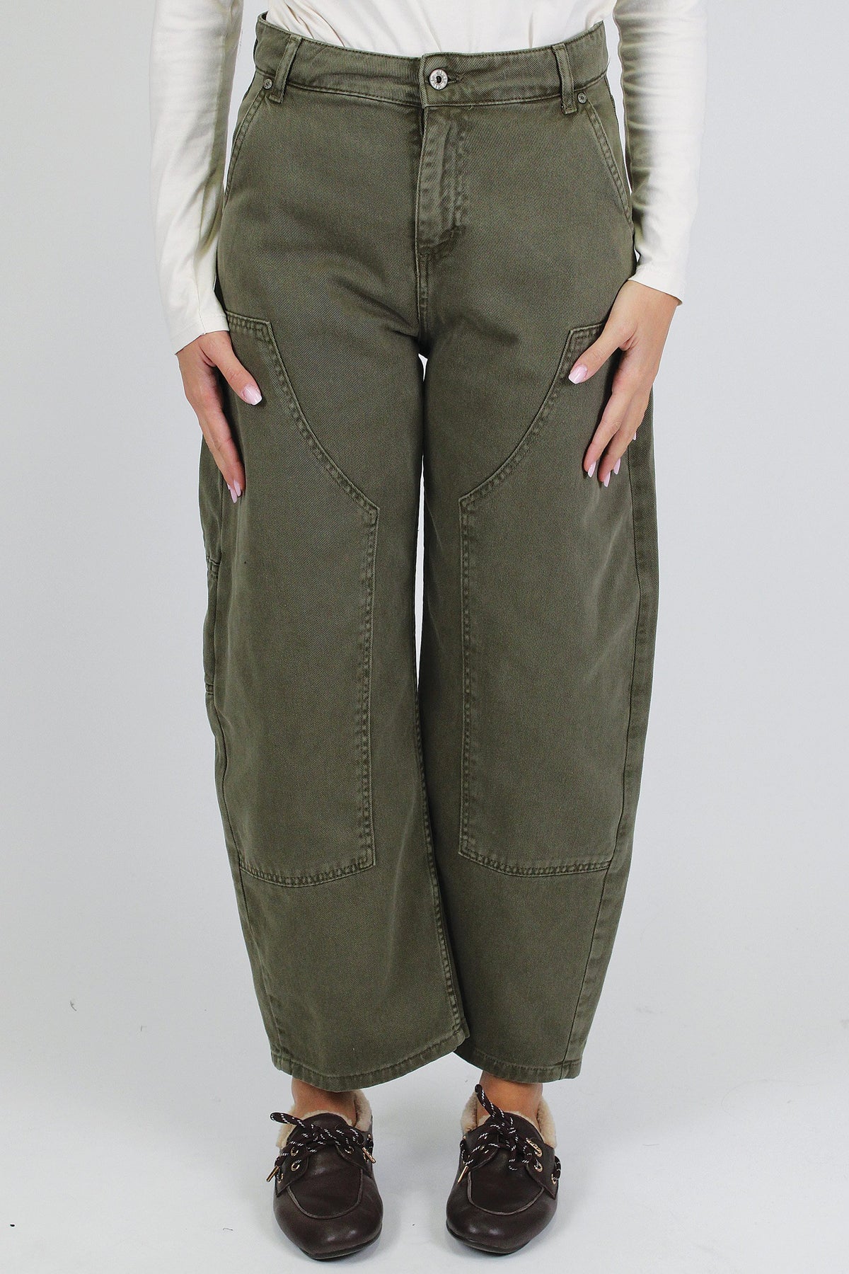 Dixie - Pantalone balloon in denim colorato con cuciture sovrapposte