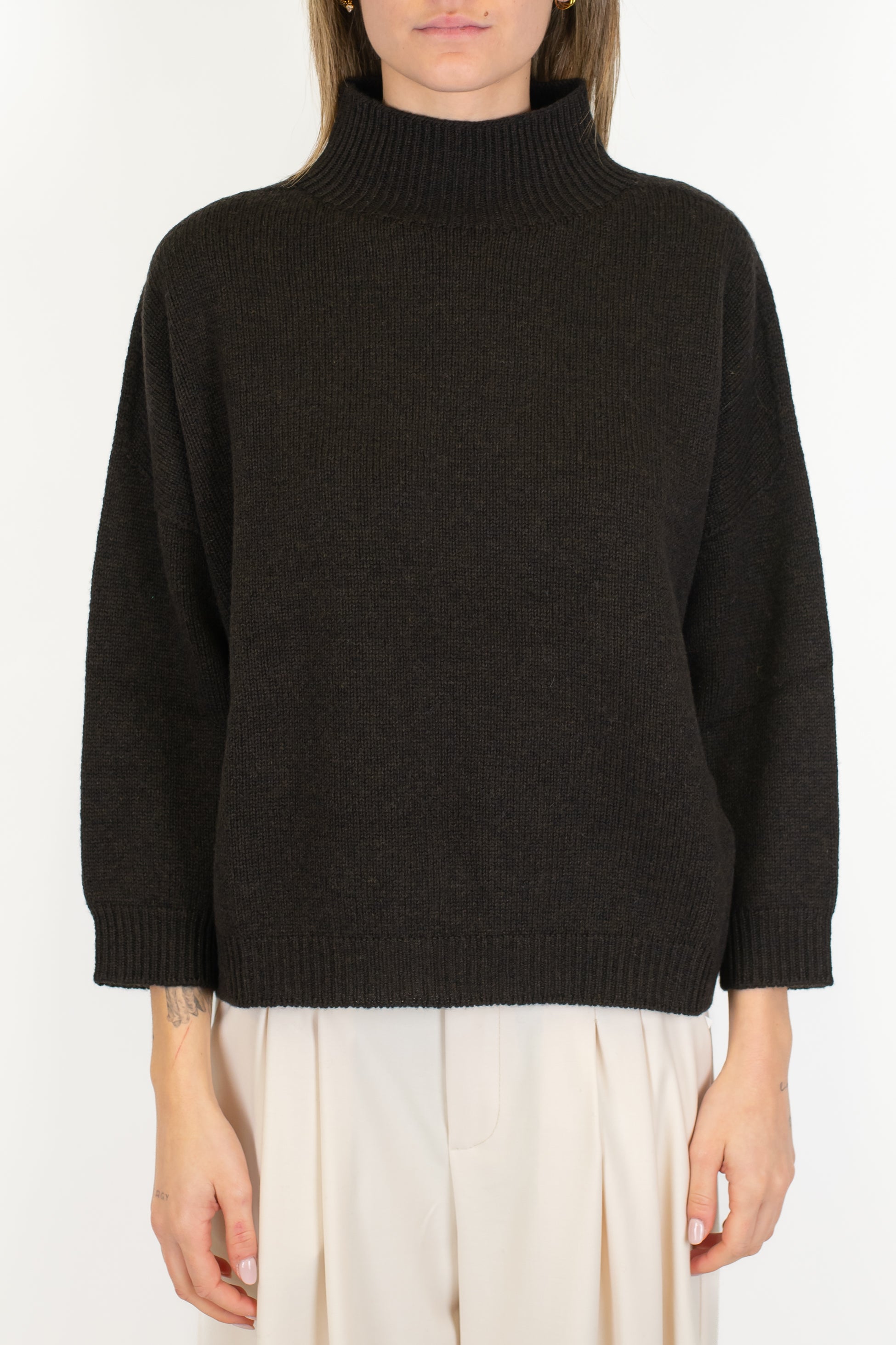 Tensione in - Lupetto a scatola in misto lana vergine e cashmere