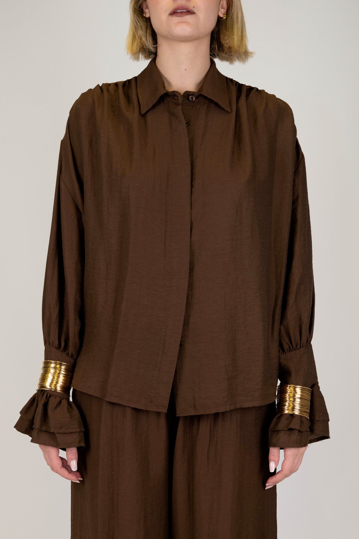 Haveone - Camicia over in misto lino con bracciali oro ai polsi