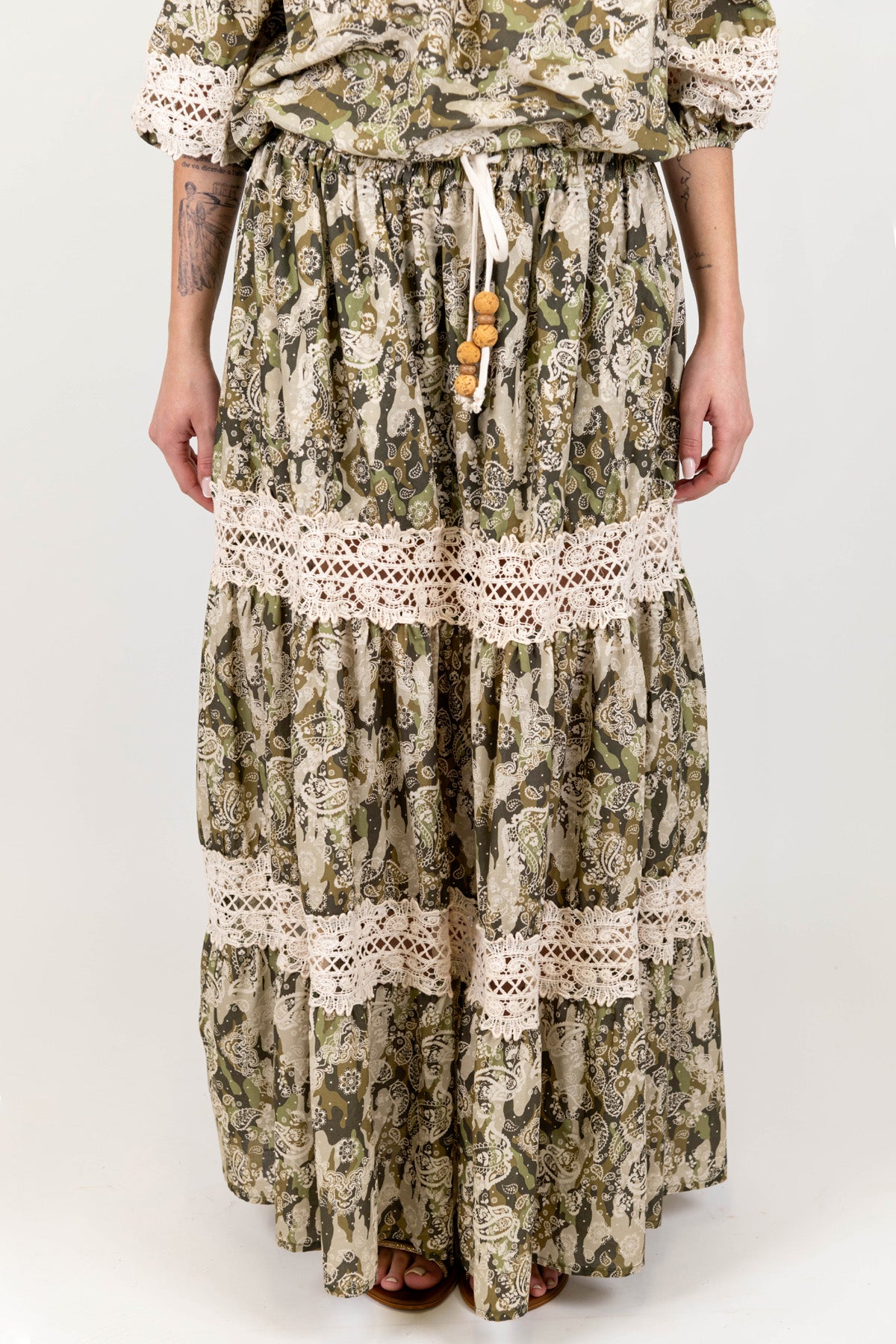 Motel - Gonna fantasia bandana in cotone con balze in crochet