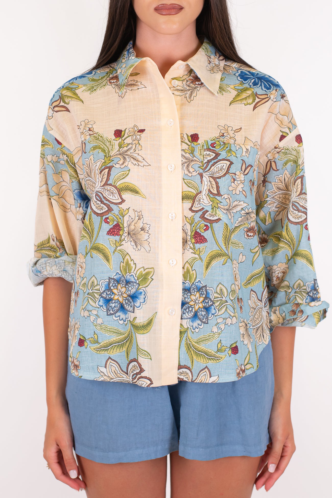 Tensione in - Camicia mezzamanica fantasia floreale in cotone