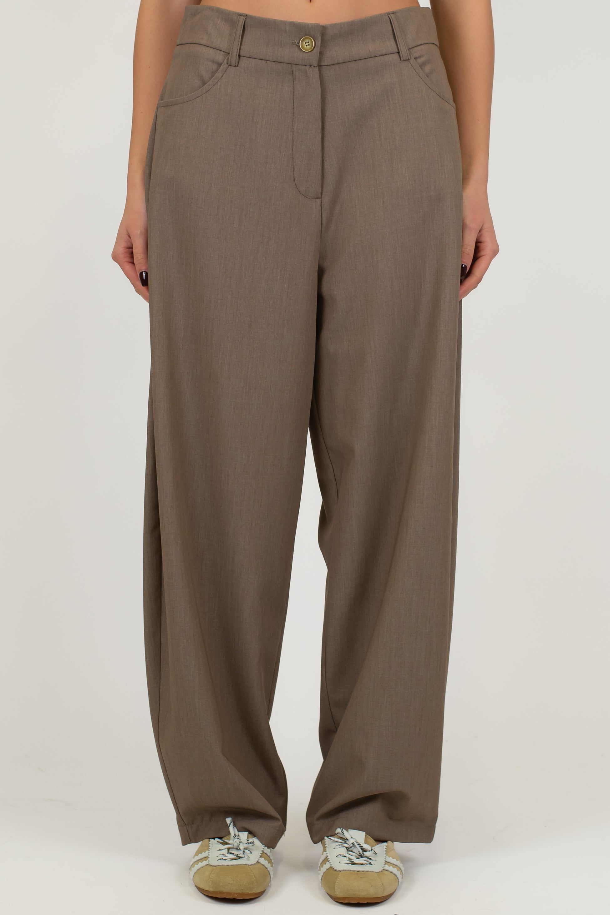 Tensione in - Pantalone ballon con tasconi posteriori