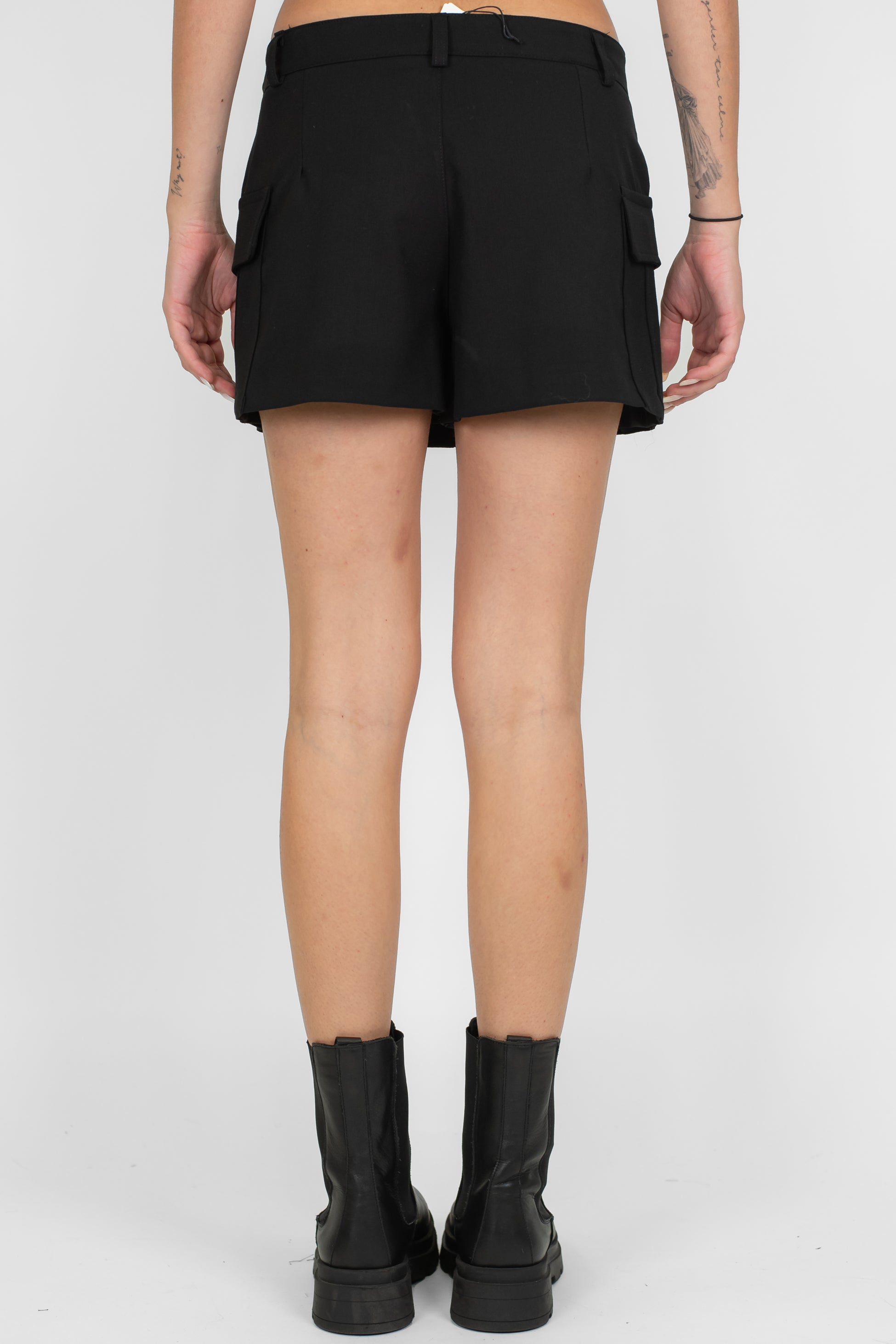 Tensione in - Panta-gonna con taschini laterali