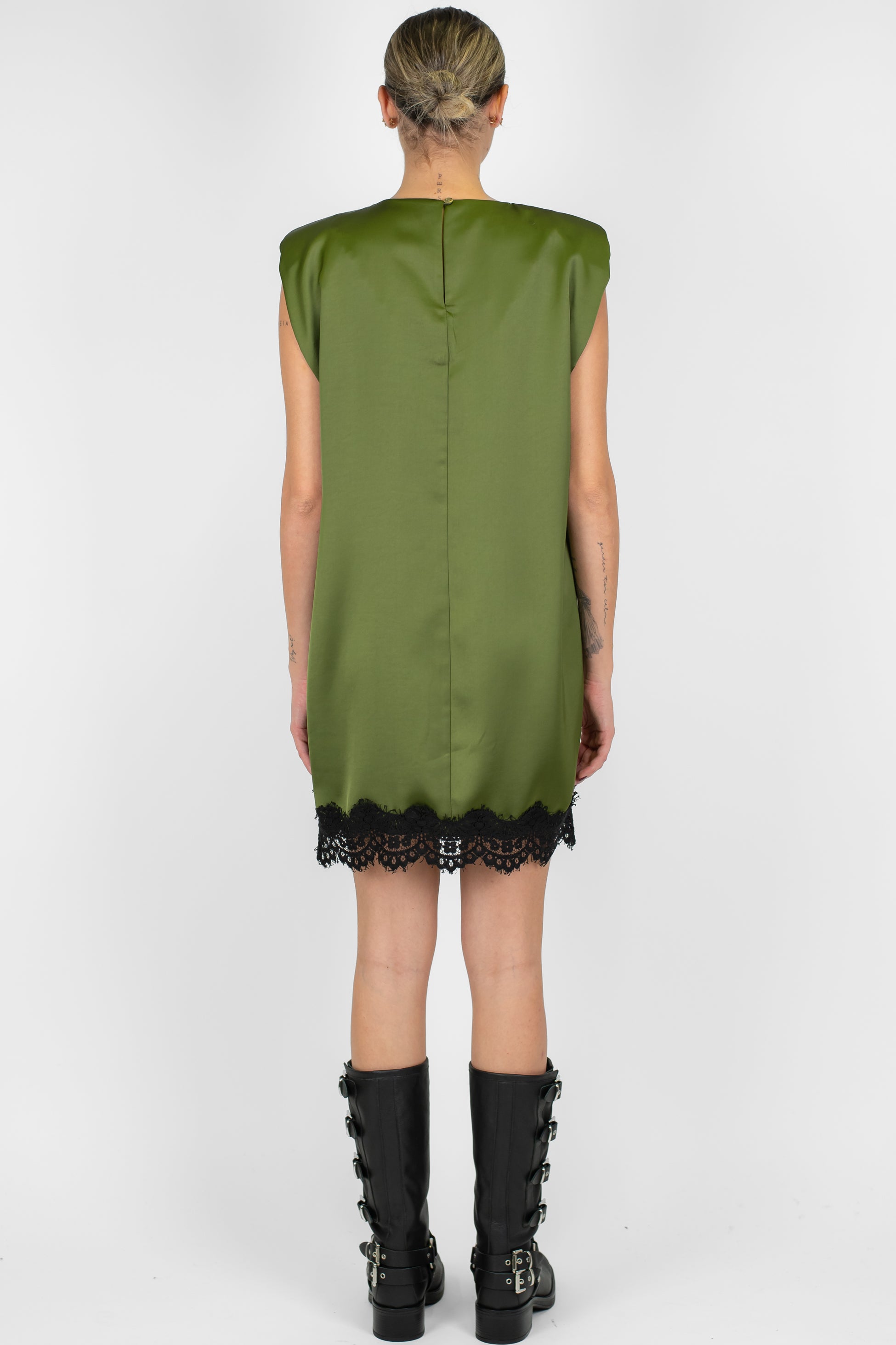 Motel - Abito corto in raso con spalline e pizzo sul fondo