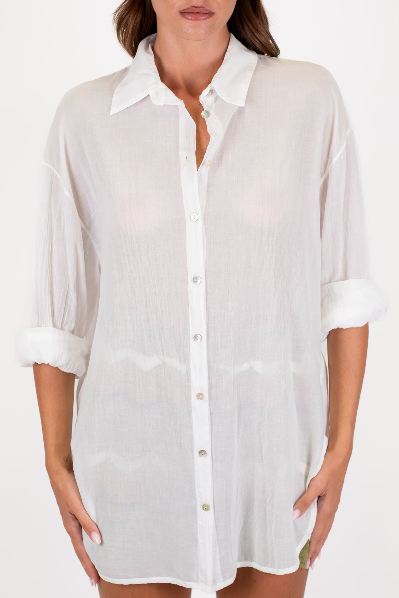 Tensione in - Maxi camicia in mussola di cotone