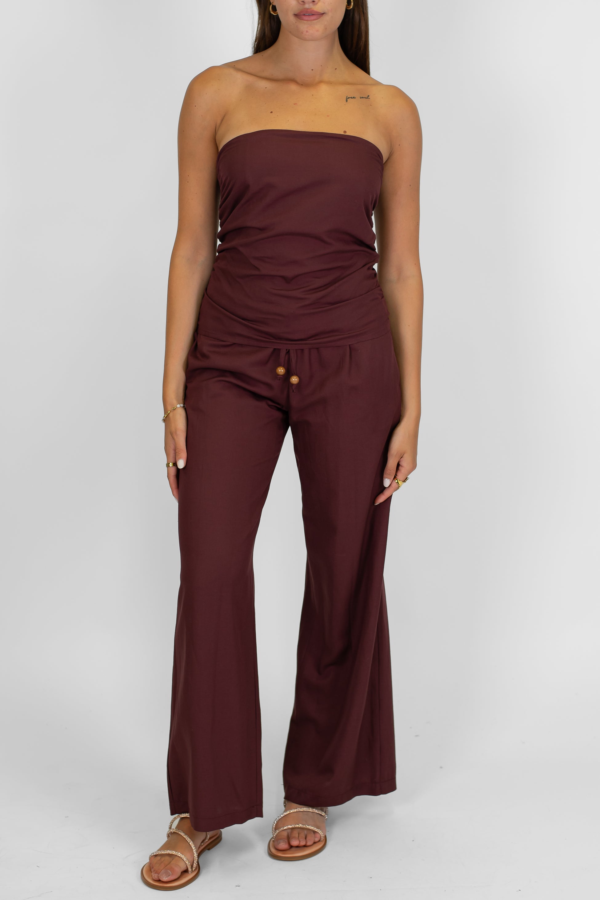 Tensione in - Coordinato pantalone e top a fascia