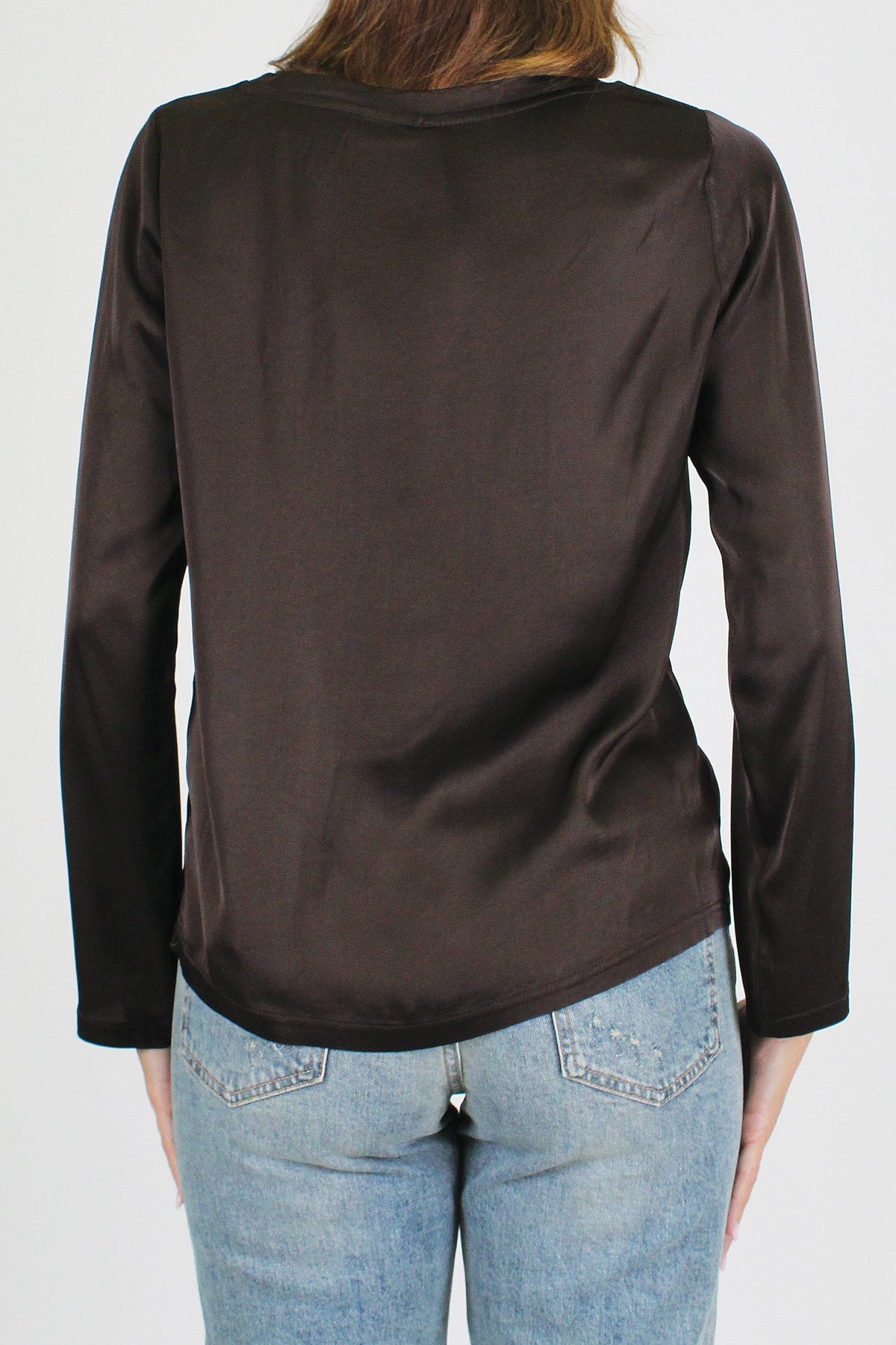 Tensione in - Blusa girocollo tinta unita in viscosa