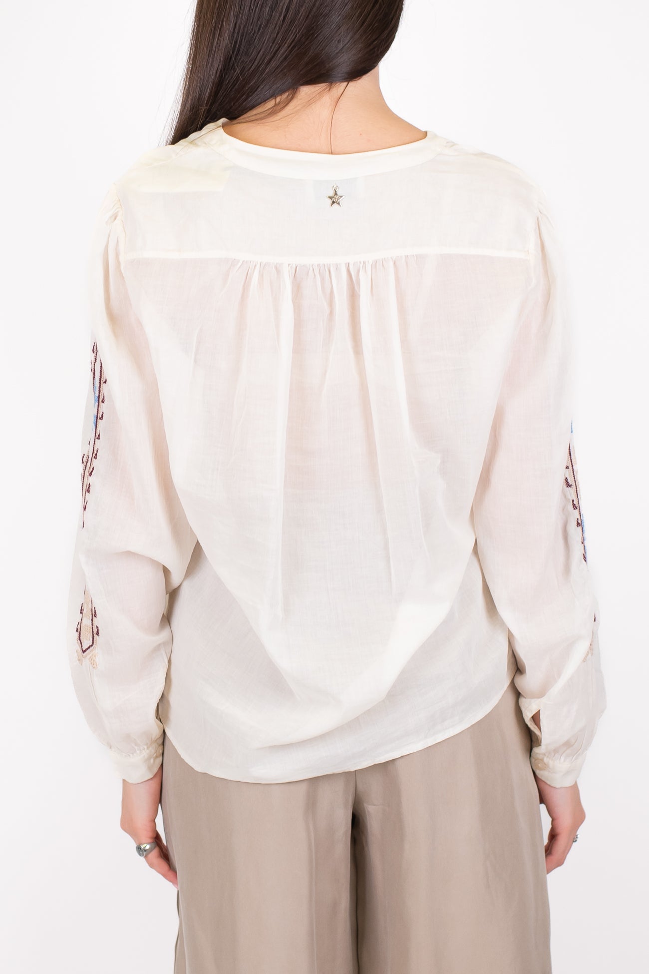 Souvenir - Camicia fantasia astratta ricamata con collo coreano