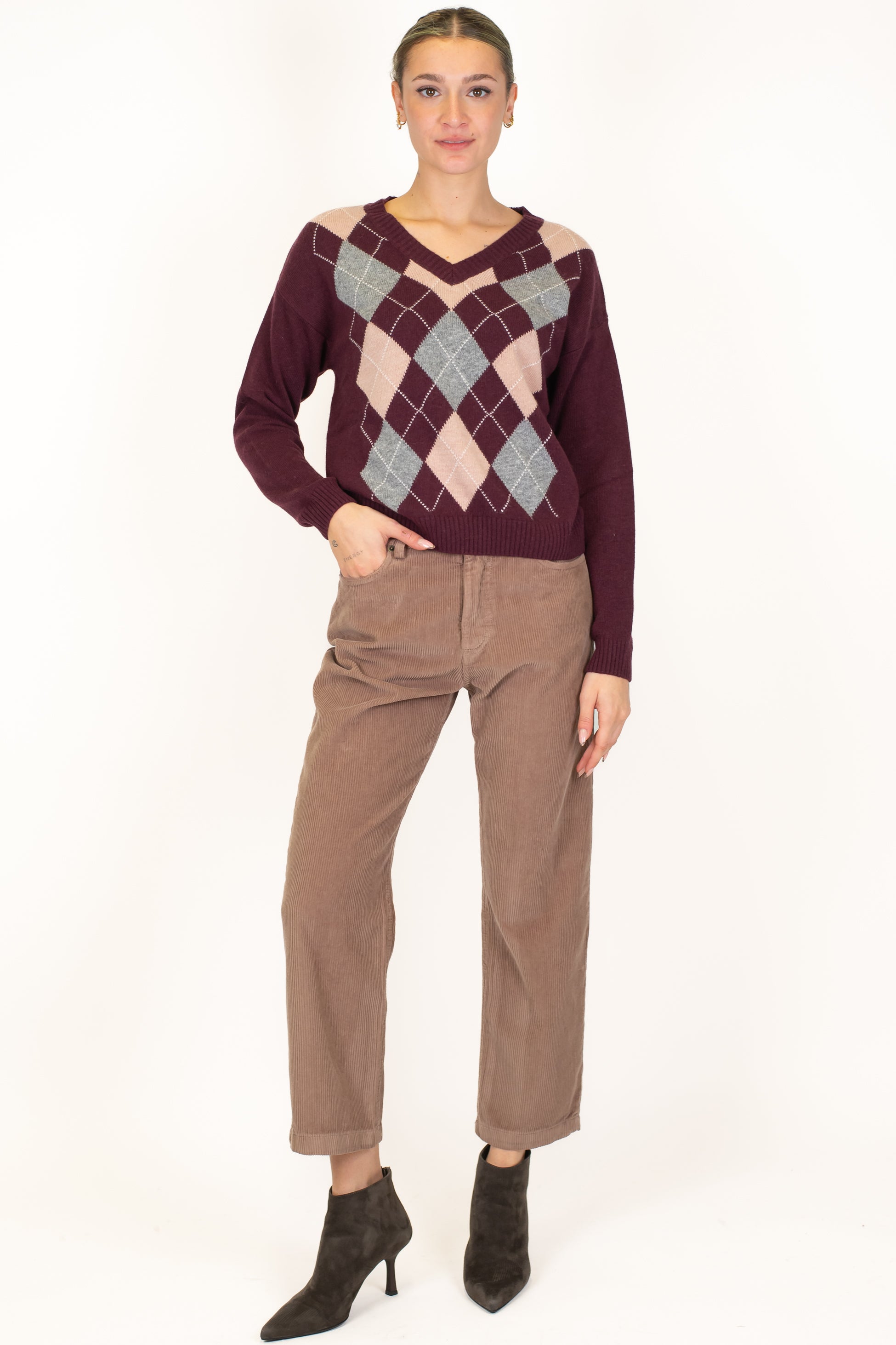 Tensione in - Maglia scollo V fantasia rombi a contrasto in misto lana e cashmere