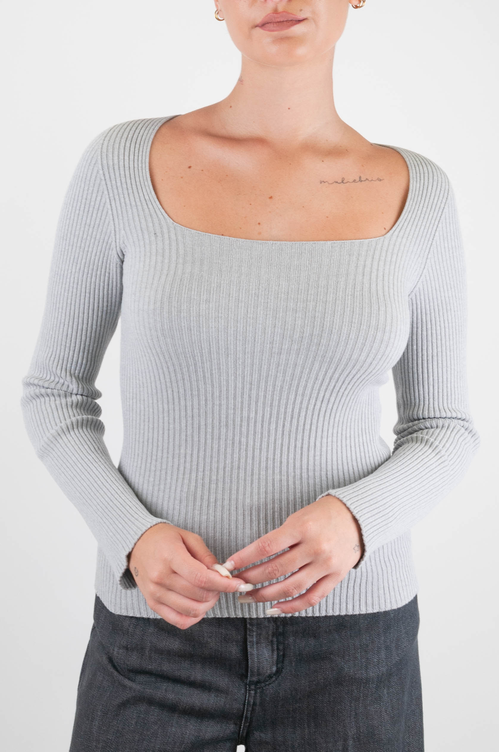 Kontatto - Maglia con scollo quadrato a costine