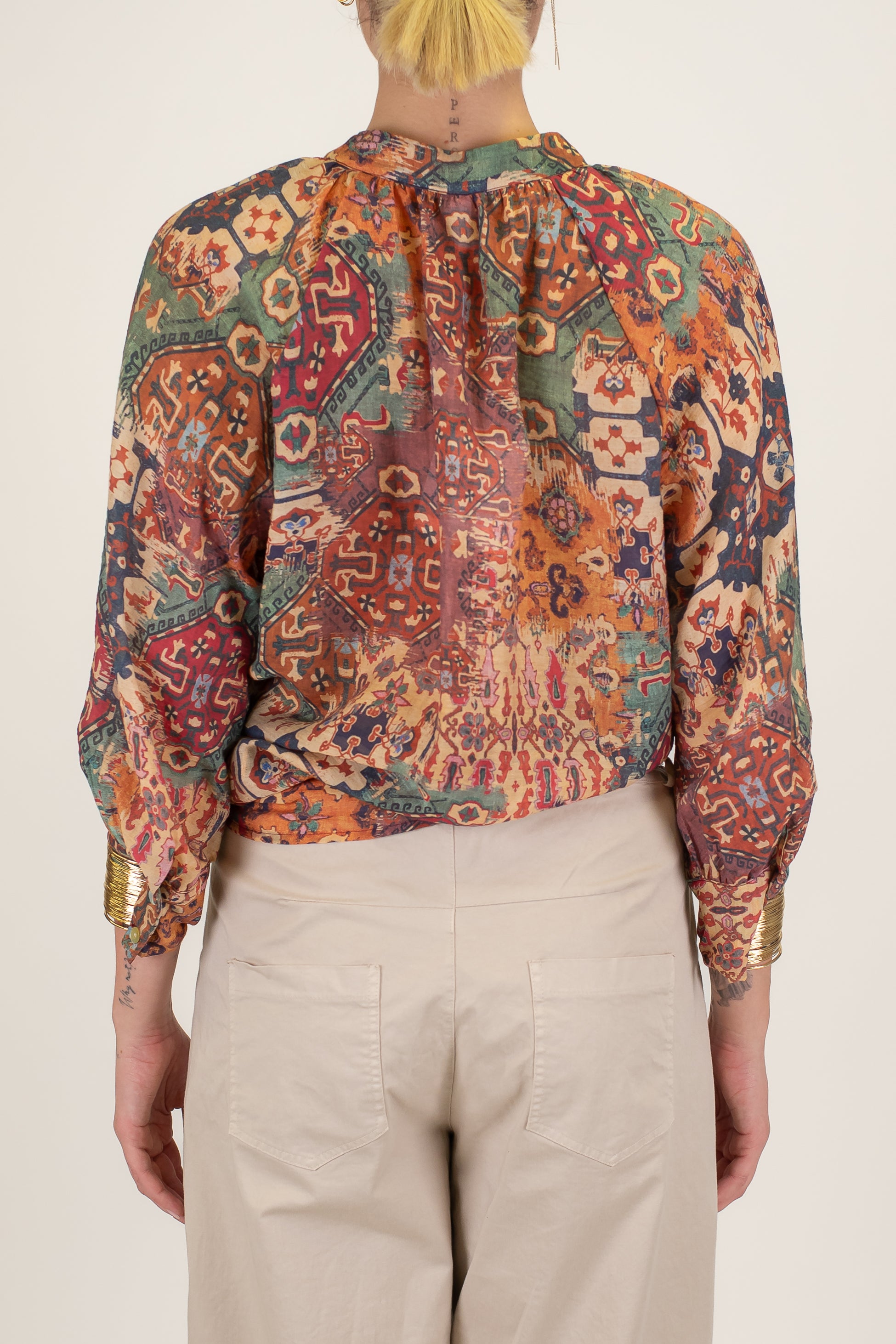 Tensione in - Camicia fantasia astratta in lycocell con bracciali