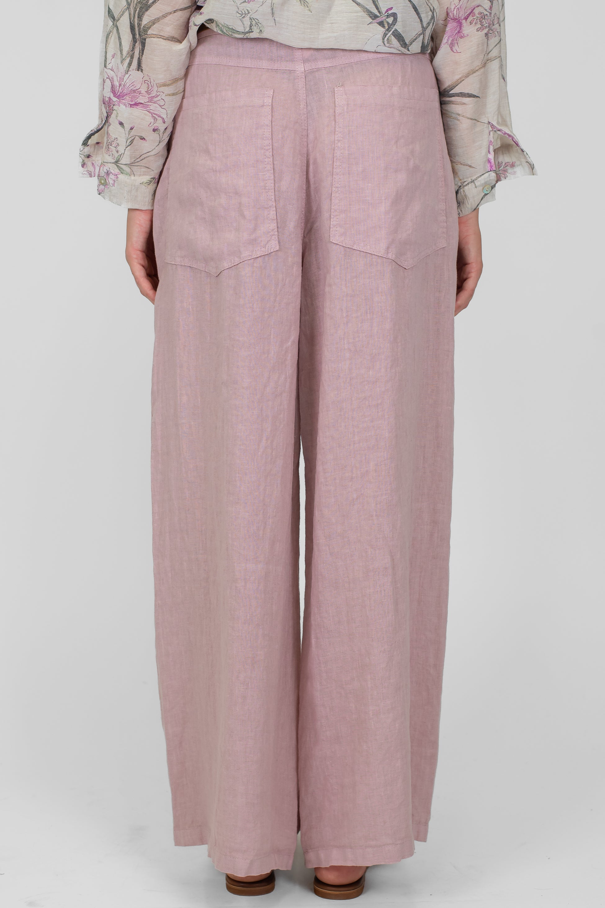 Tensione in - Pantalone palazzo modello Giusi in puro lino con tascono sul retro