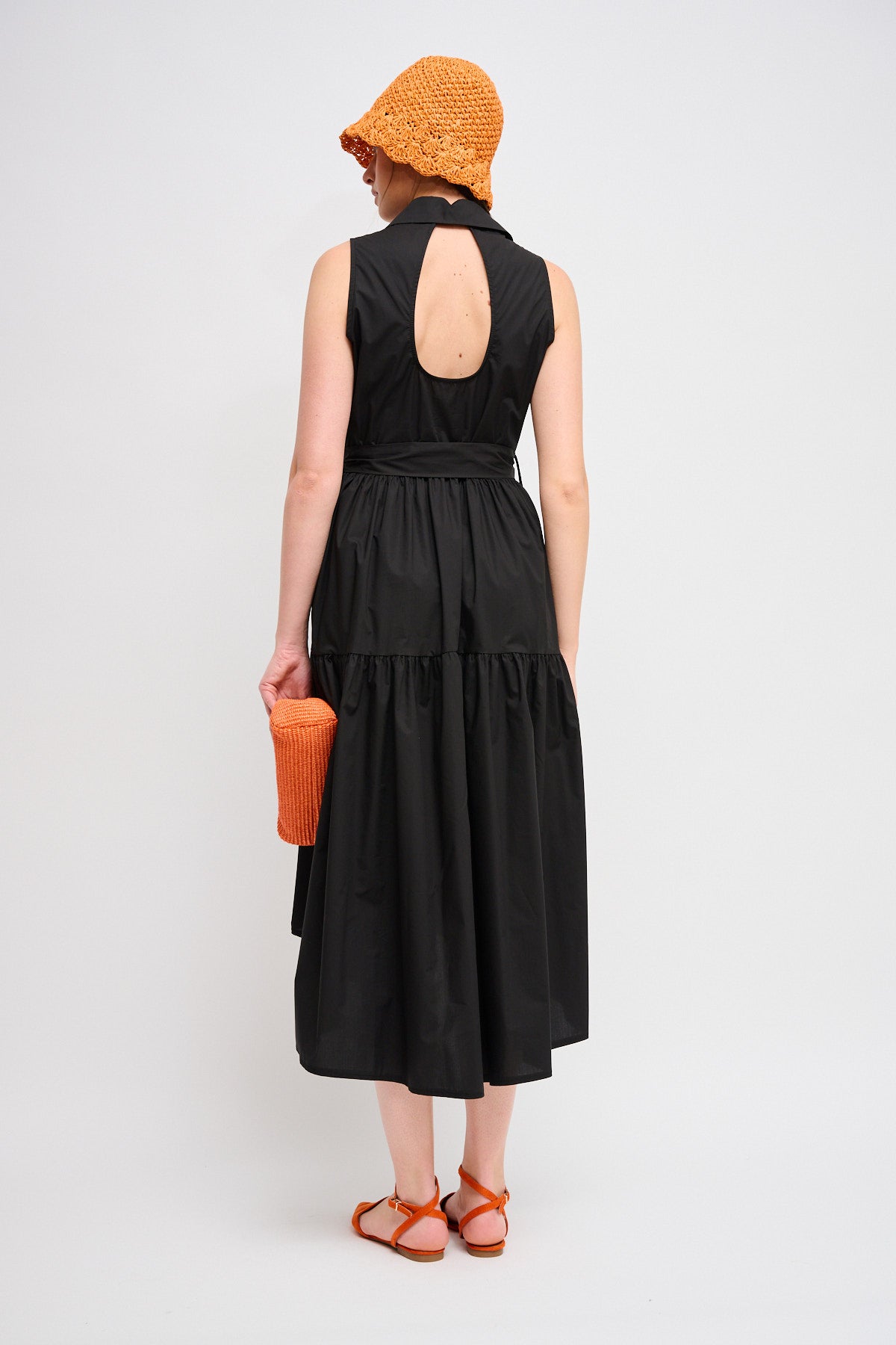 Maryley - Abito lungo giromaniche con chiusura bottoni e scollo sul retro