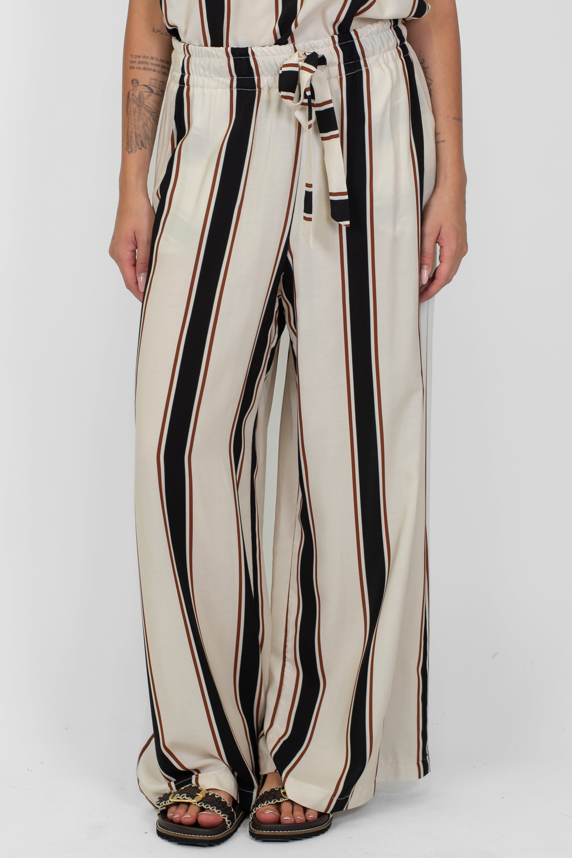 Tensione in - Pantalone fantasia a righe in viscosa con coulisse