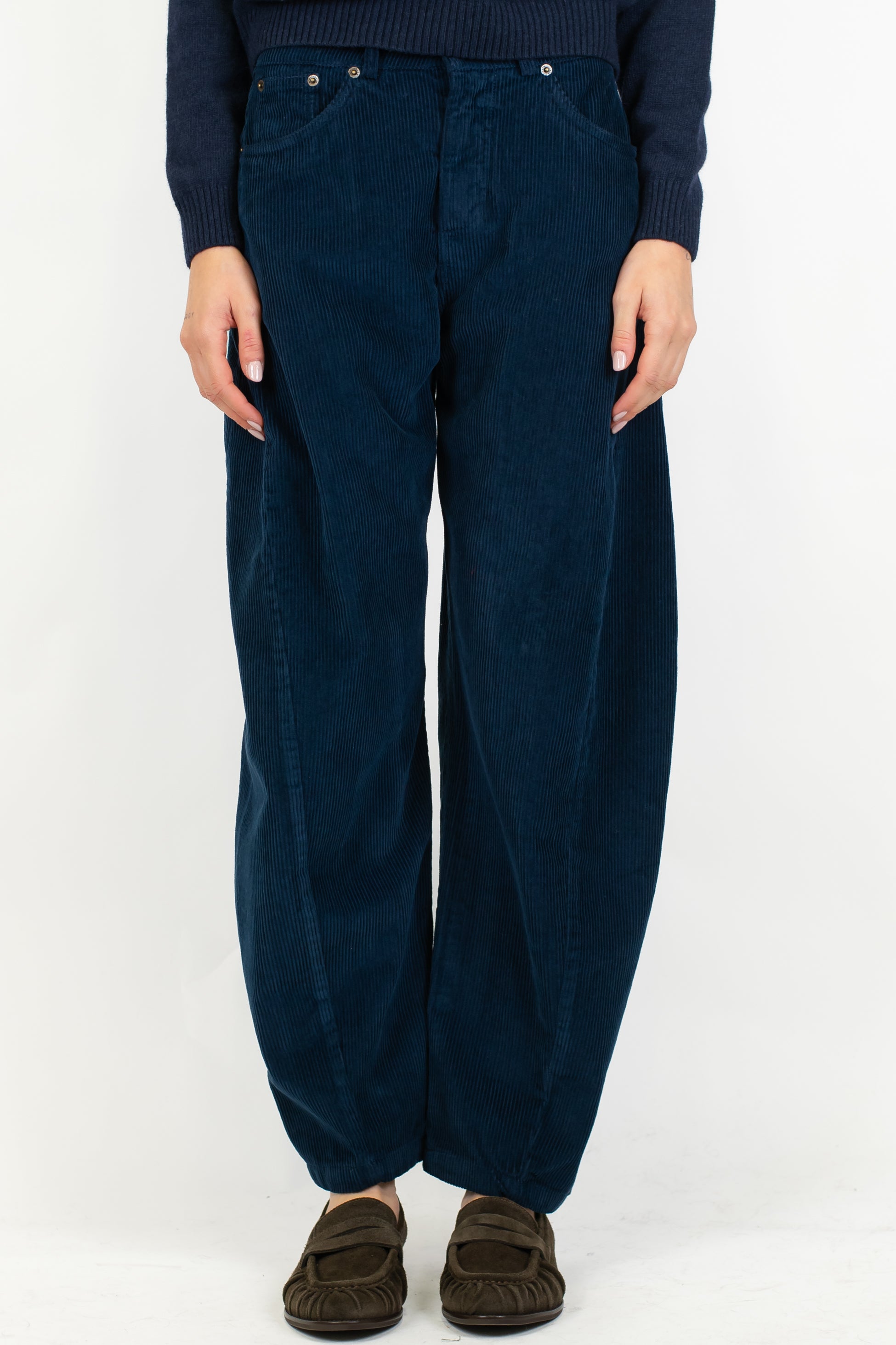 Tensione in - Pantalone balloon in velluto mille righe