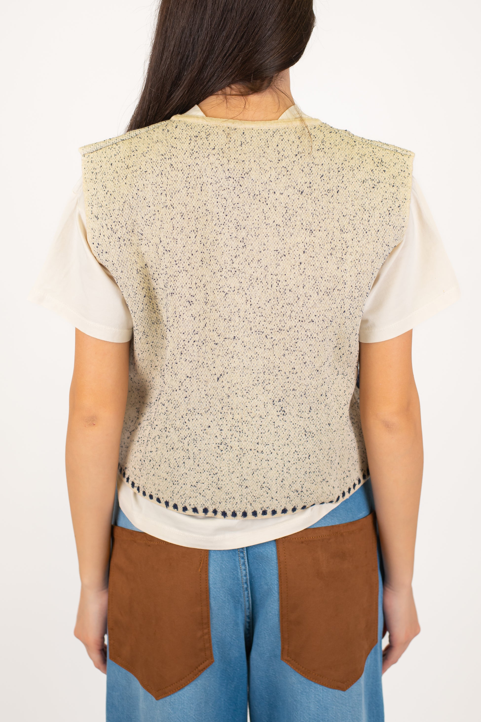 Tensione in - Gilet aperto con fantasia arabesque a contrasto