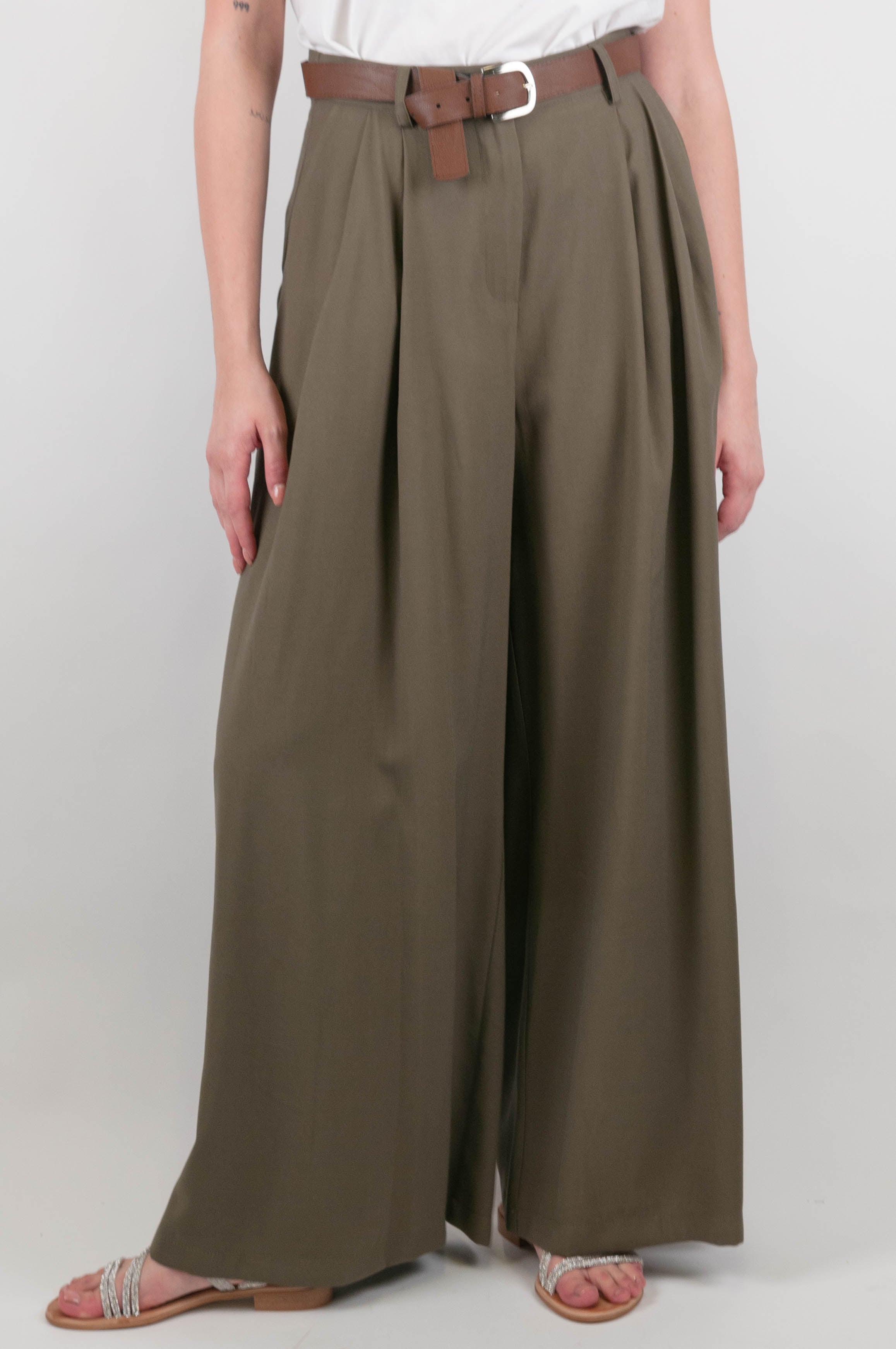 Tensione in - Pantalone palazzo con pinces