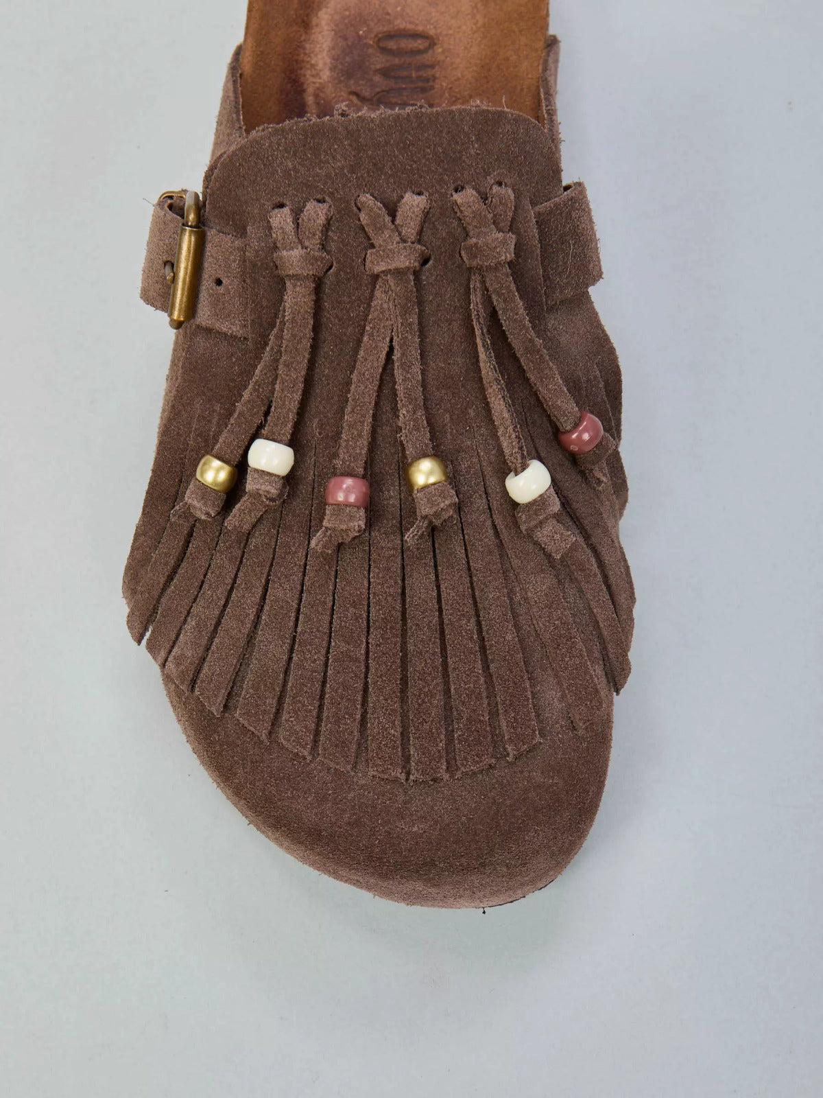 Ovyé - Mules in camoscio con frange e perline