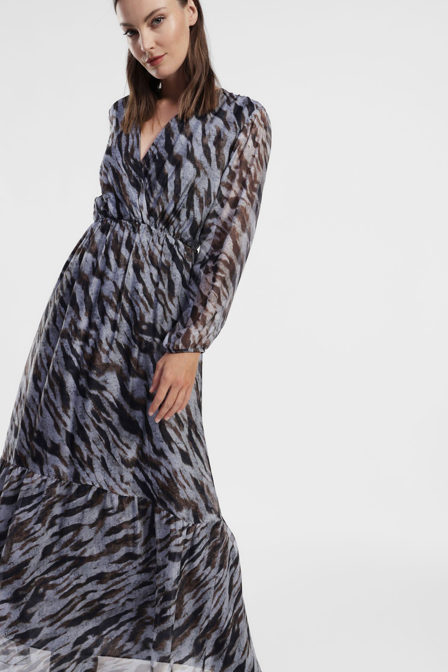 Dixie - Abito lungo scollo a V fantasia animalier in misto seta