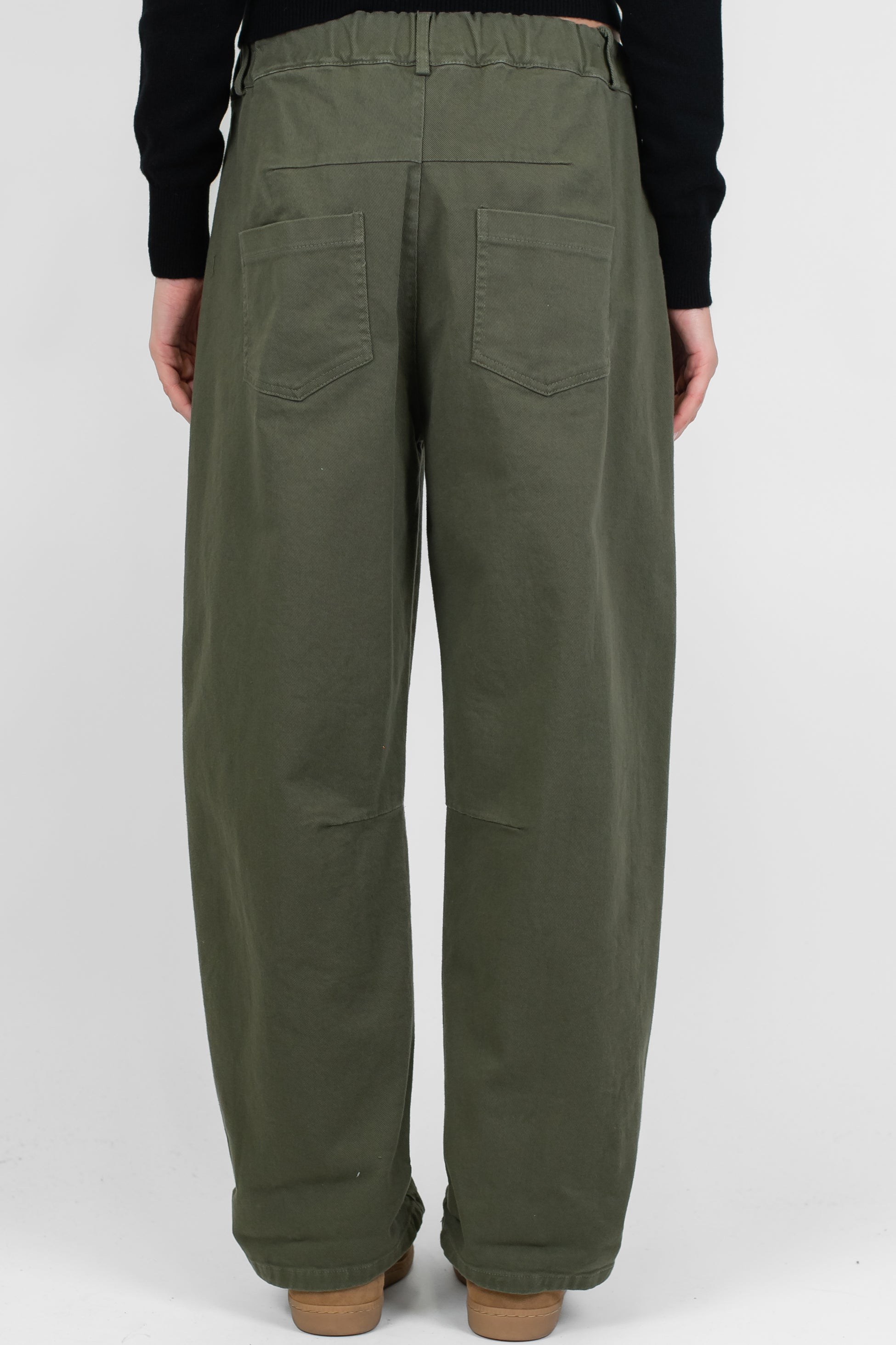 Tensione in - Pantalone balloon in denim colorato