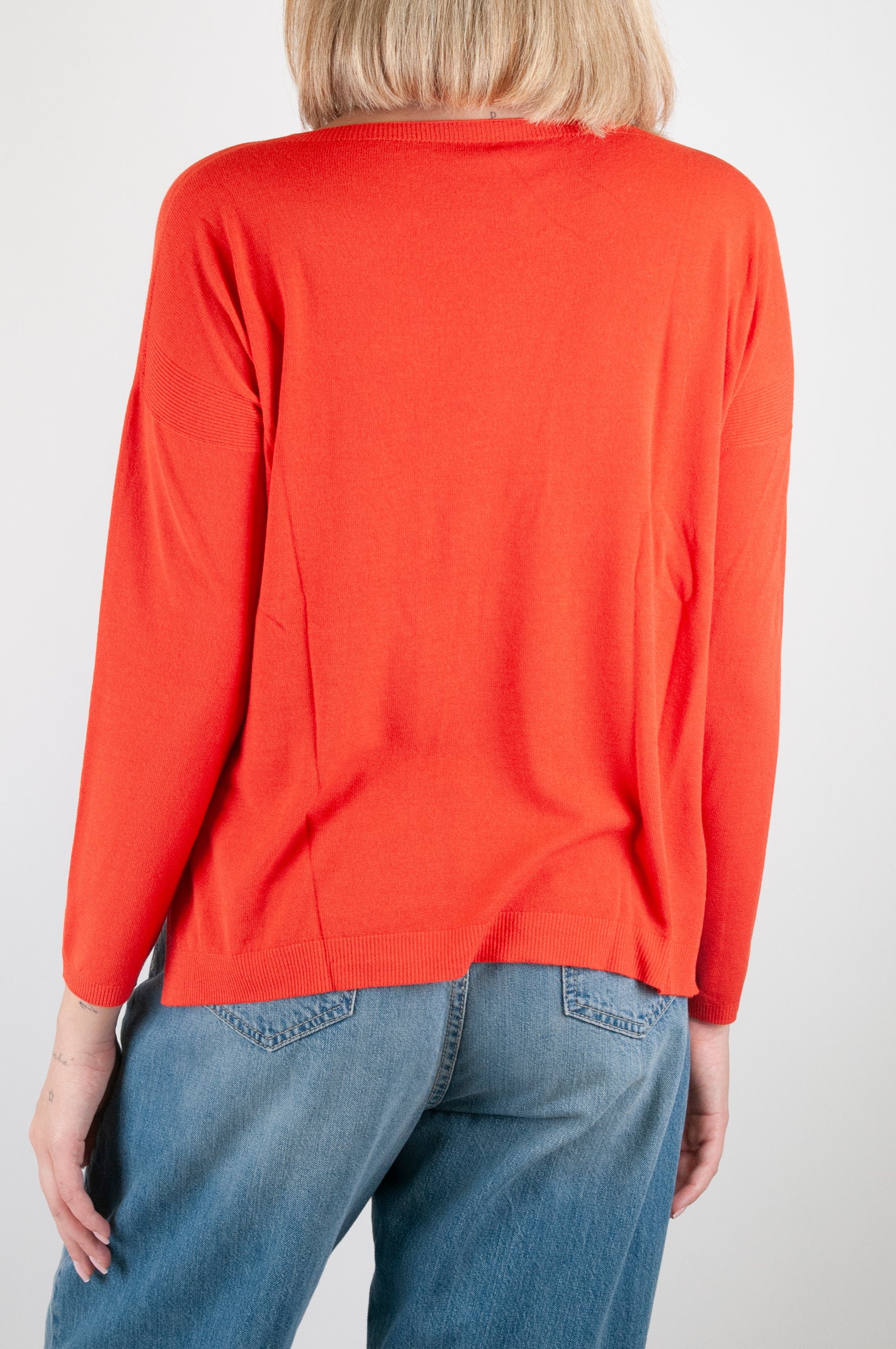 Kontatto - Maglia girocollo con spacchetti laterali in viscosa leggera