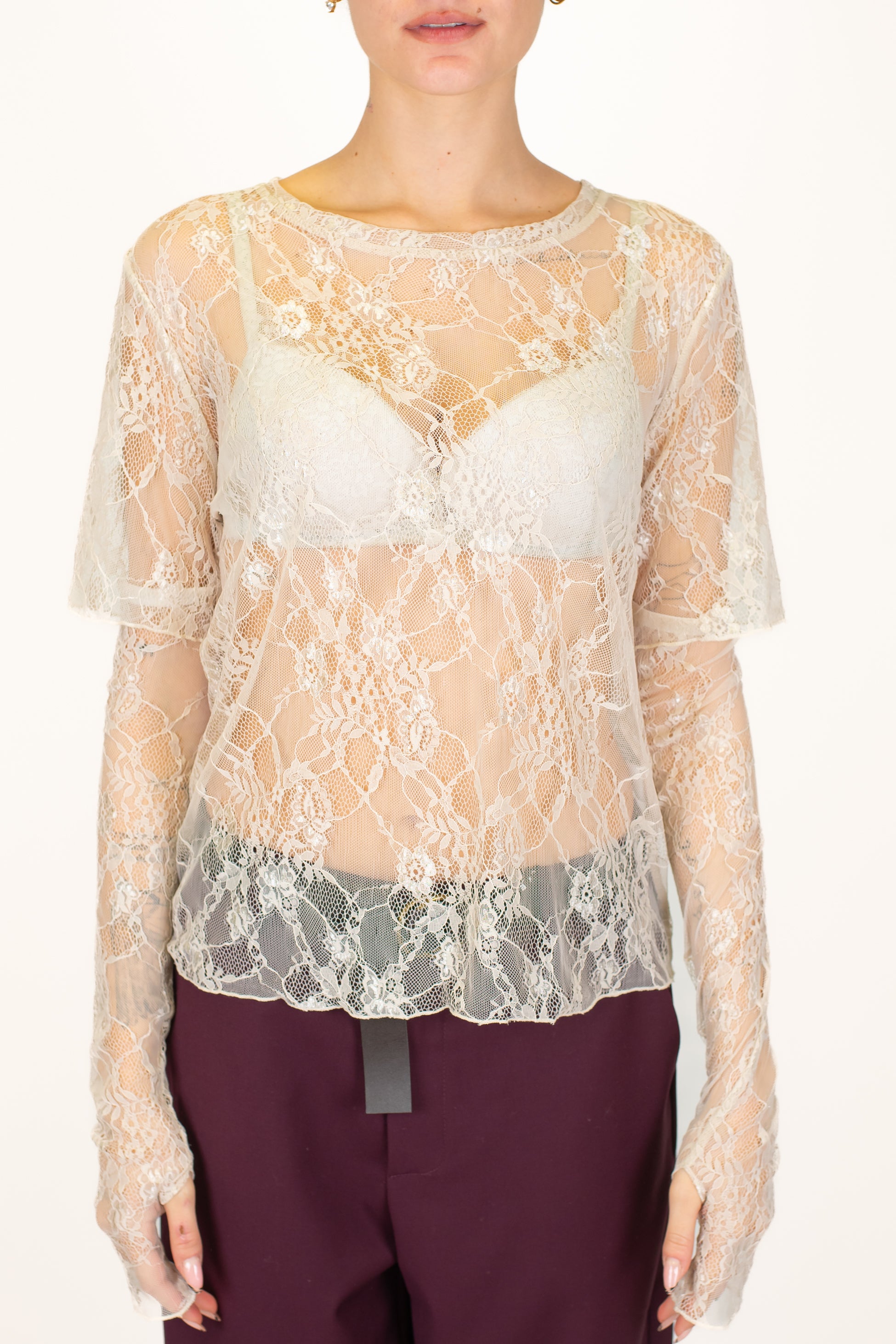 Tensione in - T-shirt in pizzo con manicotti