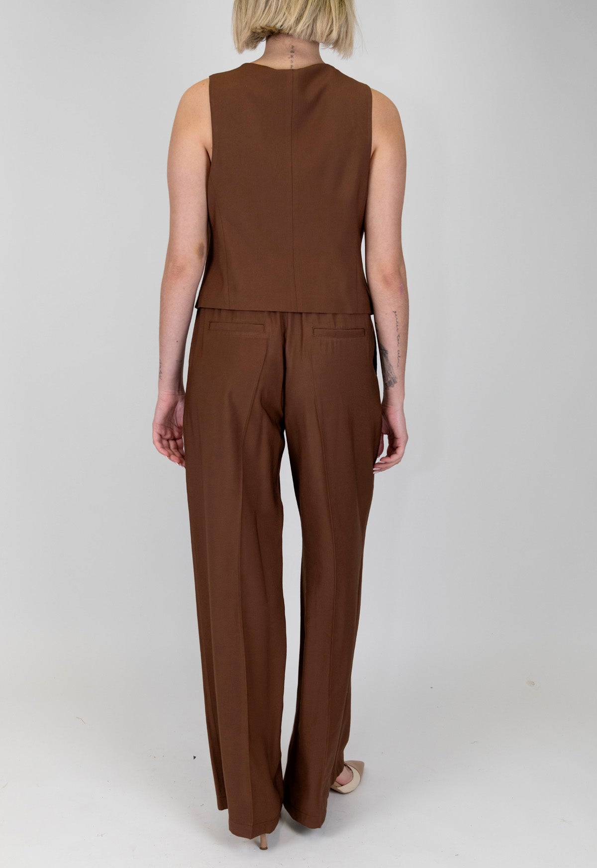 Tensione in - Coordinato gilet e pantalone palazzo