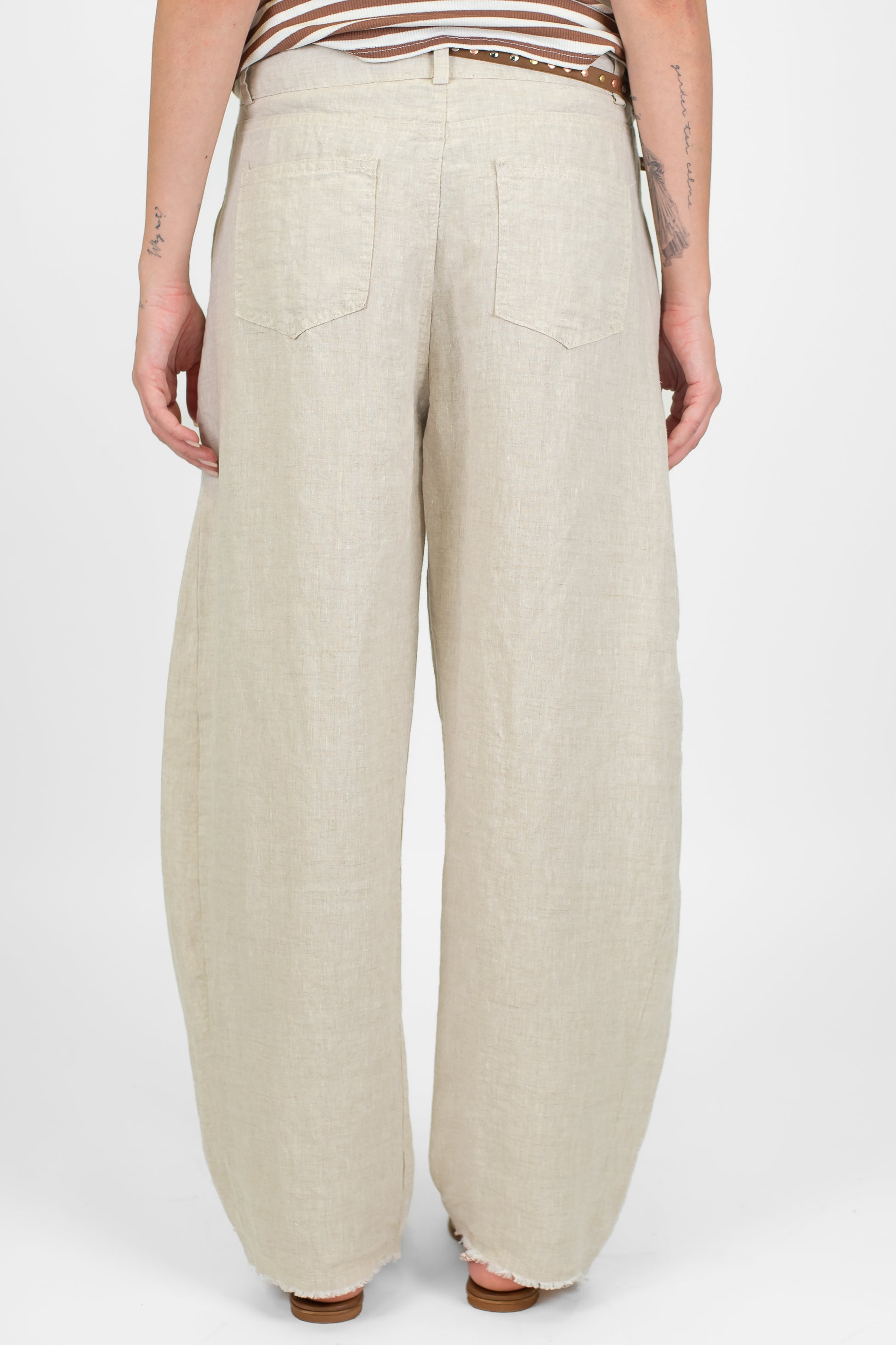 Tensione in - Pantalone balloon 100% lino sfrangiato sotto