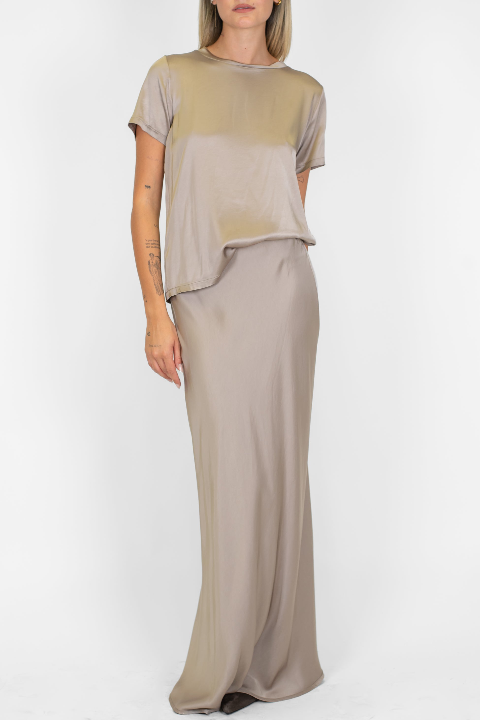 Tensione in - Gonna in viscosa con elastico in vita