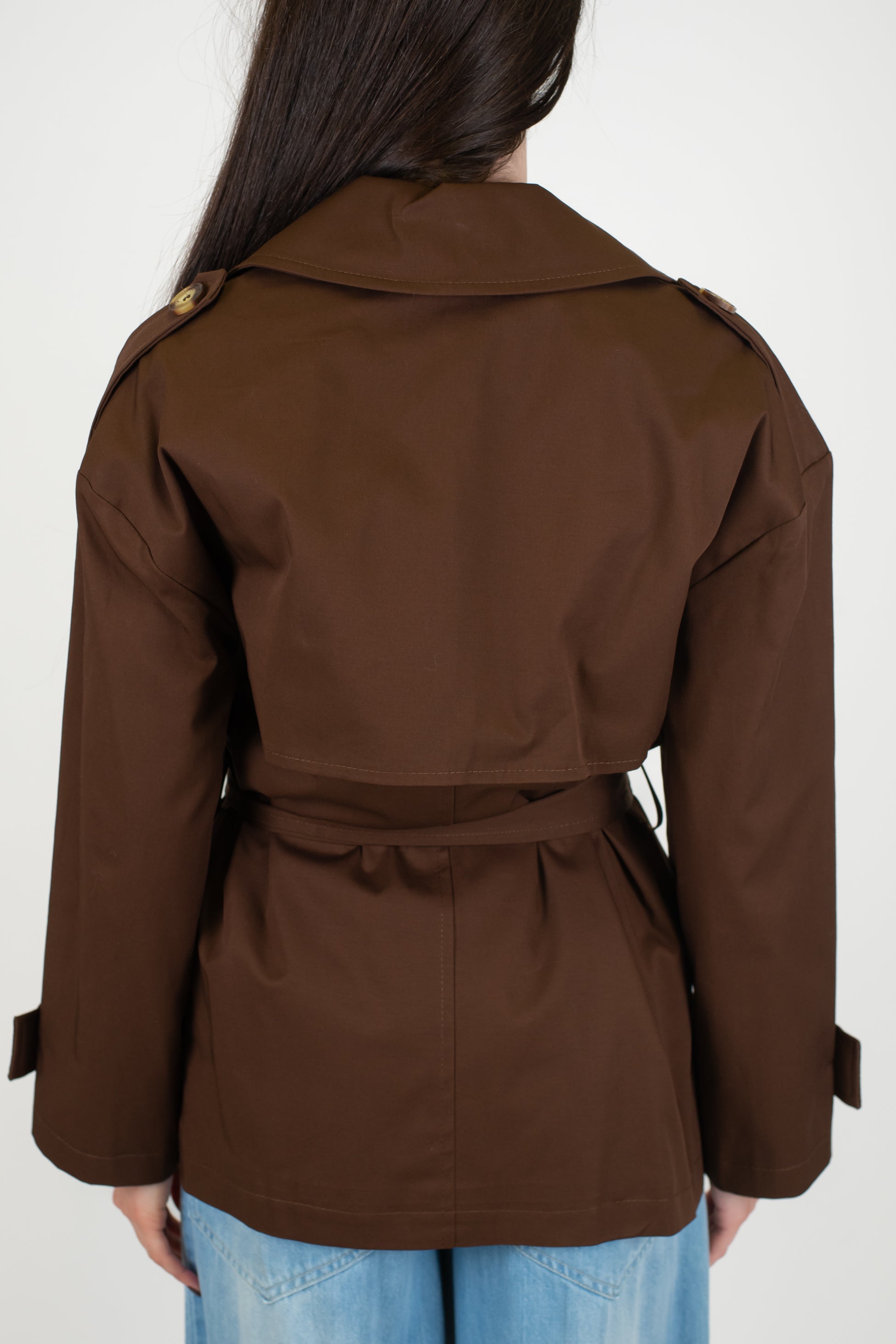 Motel - Trench corto doppiopetto con cintura in tessuto e rever ampio a lancia