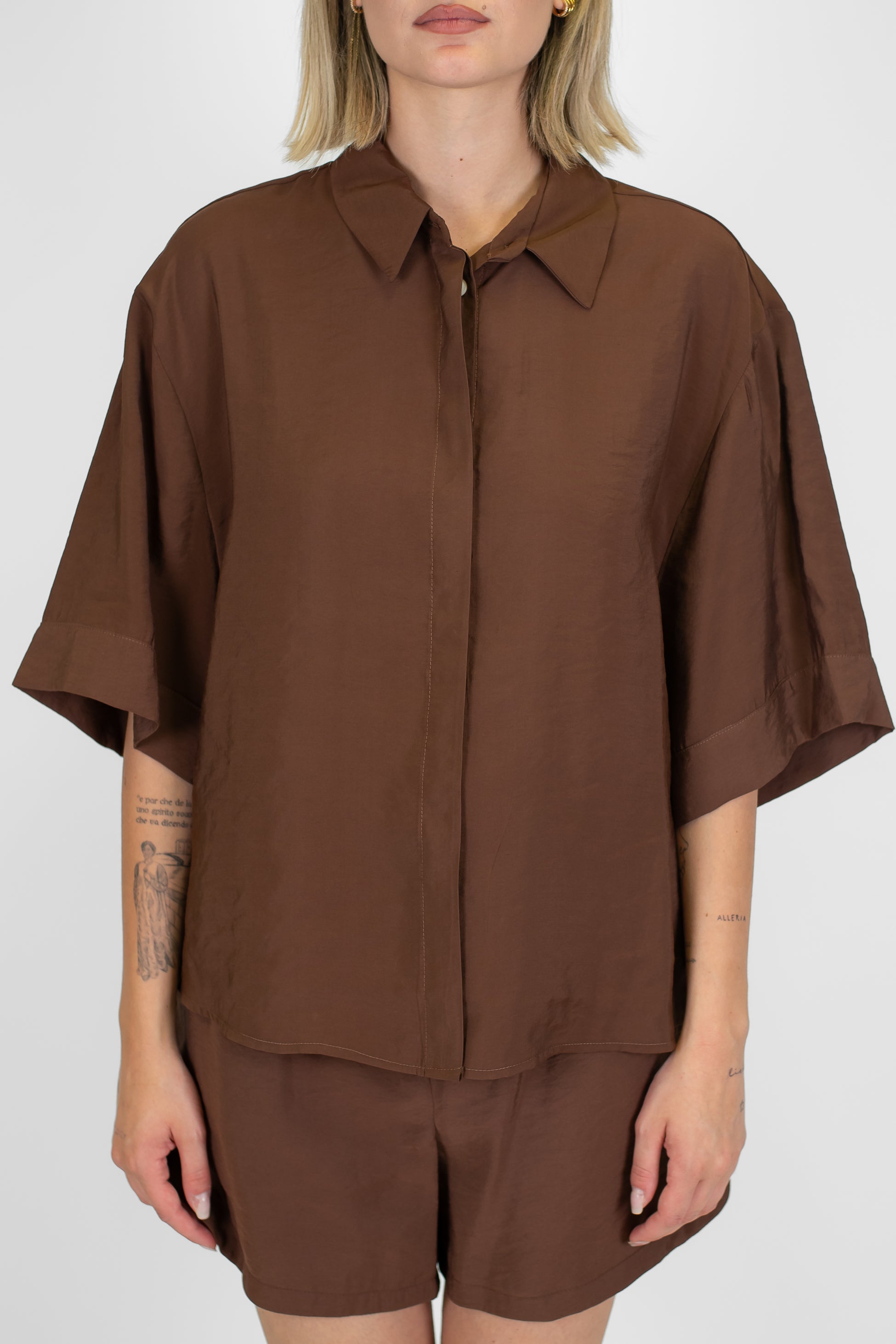 Motel - Coordinato in modal con camica mezzamanica e shorts con coulisse