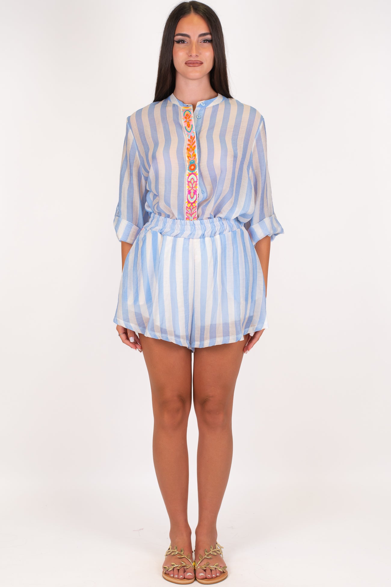 Tensione in - Coordinato camicia e shorts fantasia a righe in lyocell con profilo a contrasto floreale