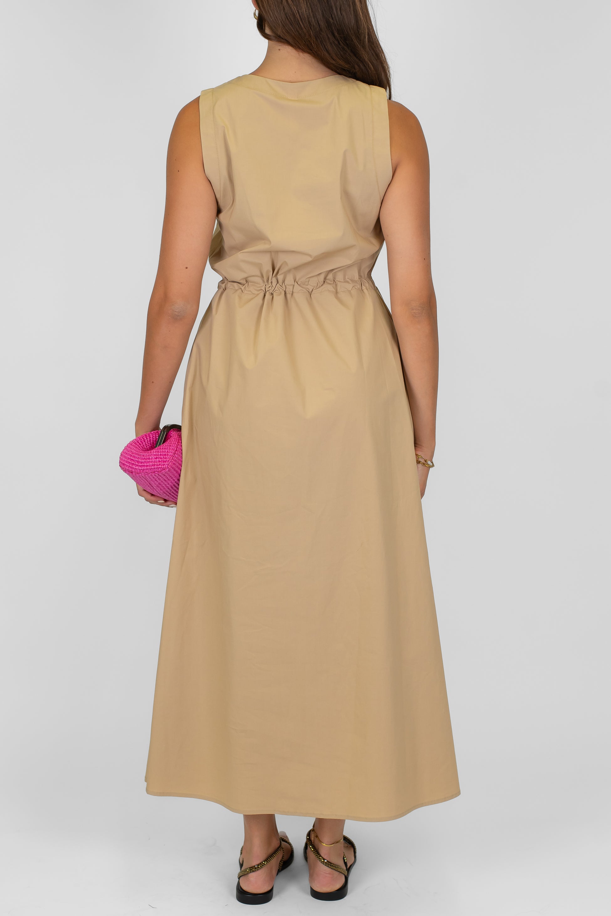 Tensione in - Abito giromaniche con coulisse in vita