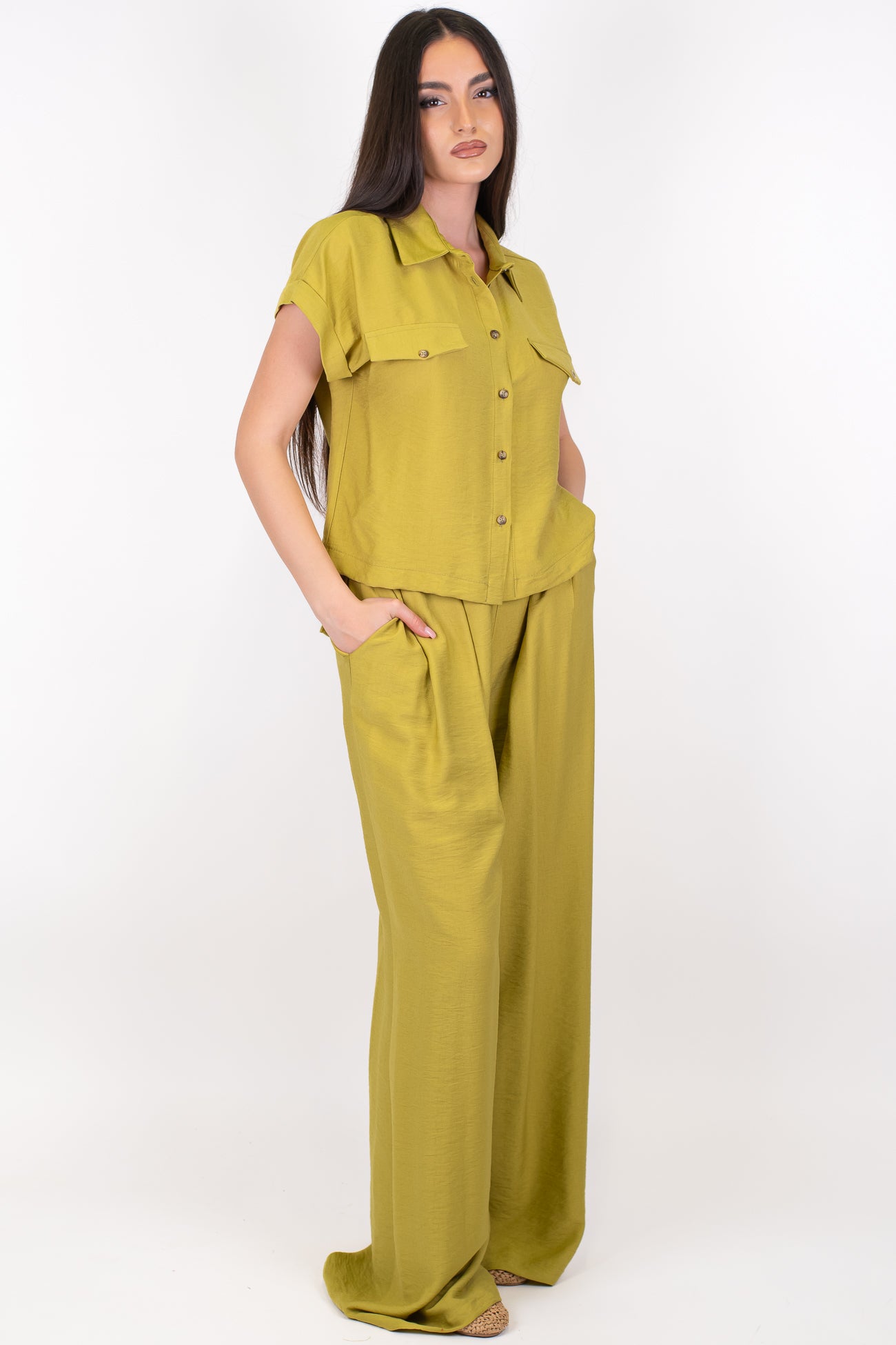 Dixie - Coordinato camicia mezzamanica e pantalone palazzo con elastico sul retro in viscosa leggera