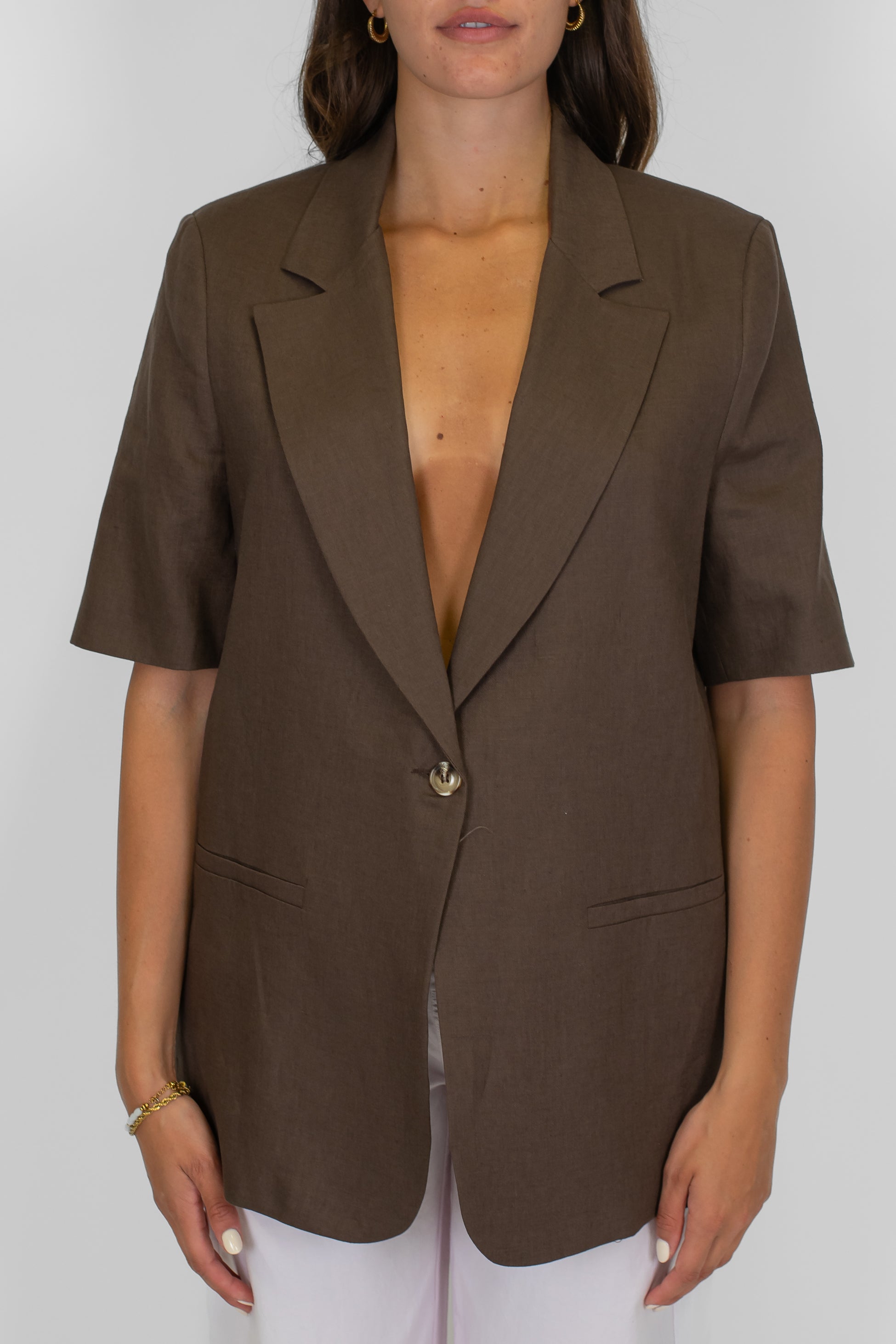 Tensione in - Giacca monopetto mezza manica in 100% lino