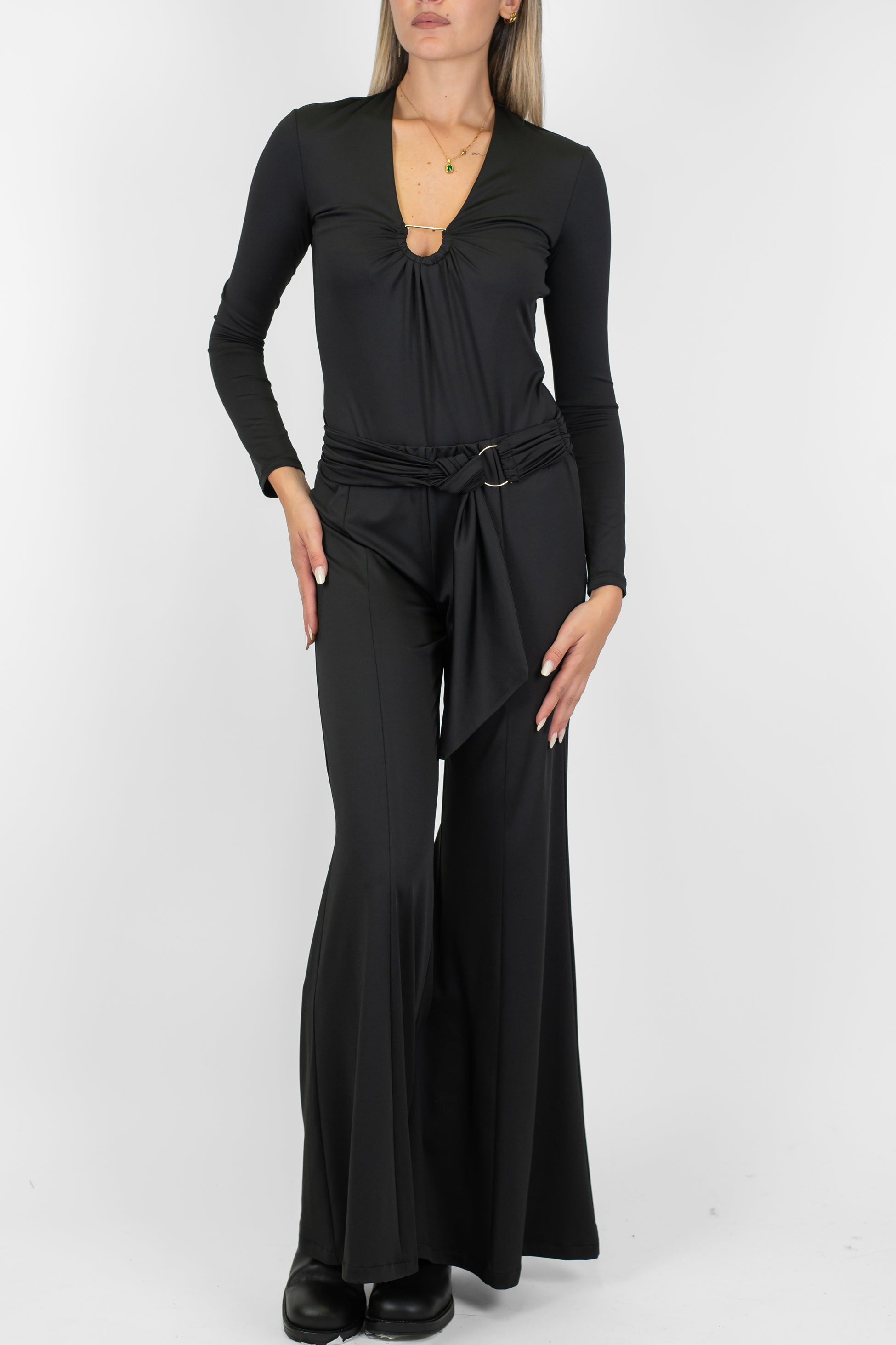 Haveone - Body scollo V con accessorio