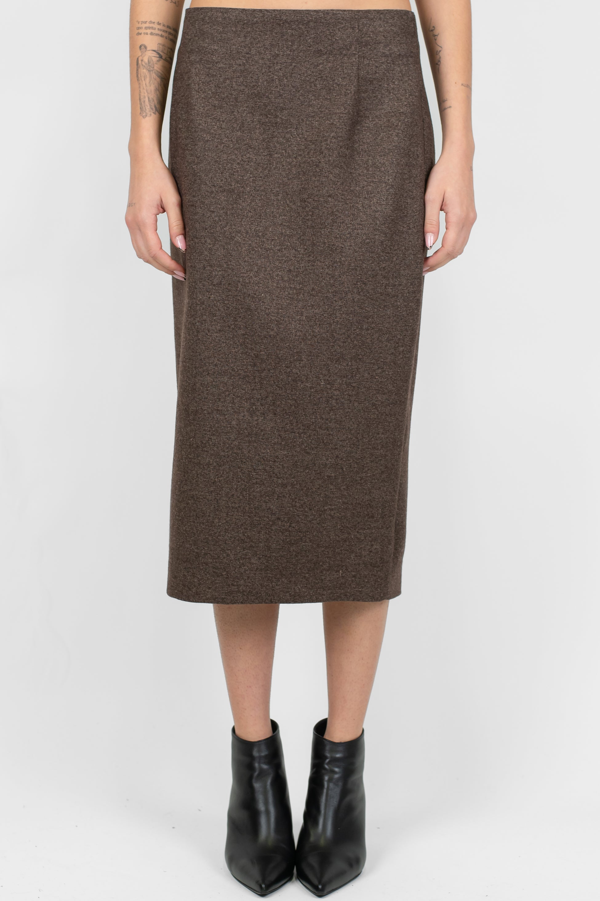 Tensione in - Gonna tubino con spacco centrale sul retro