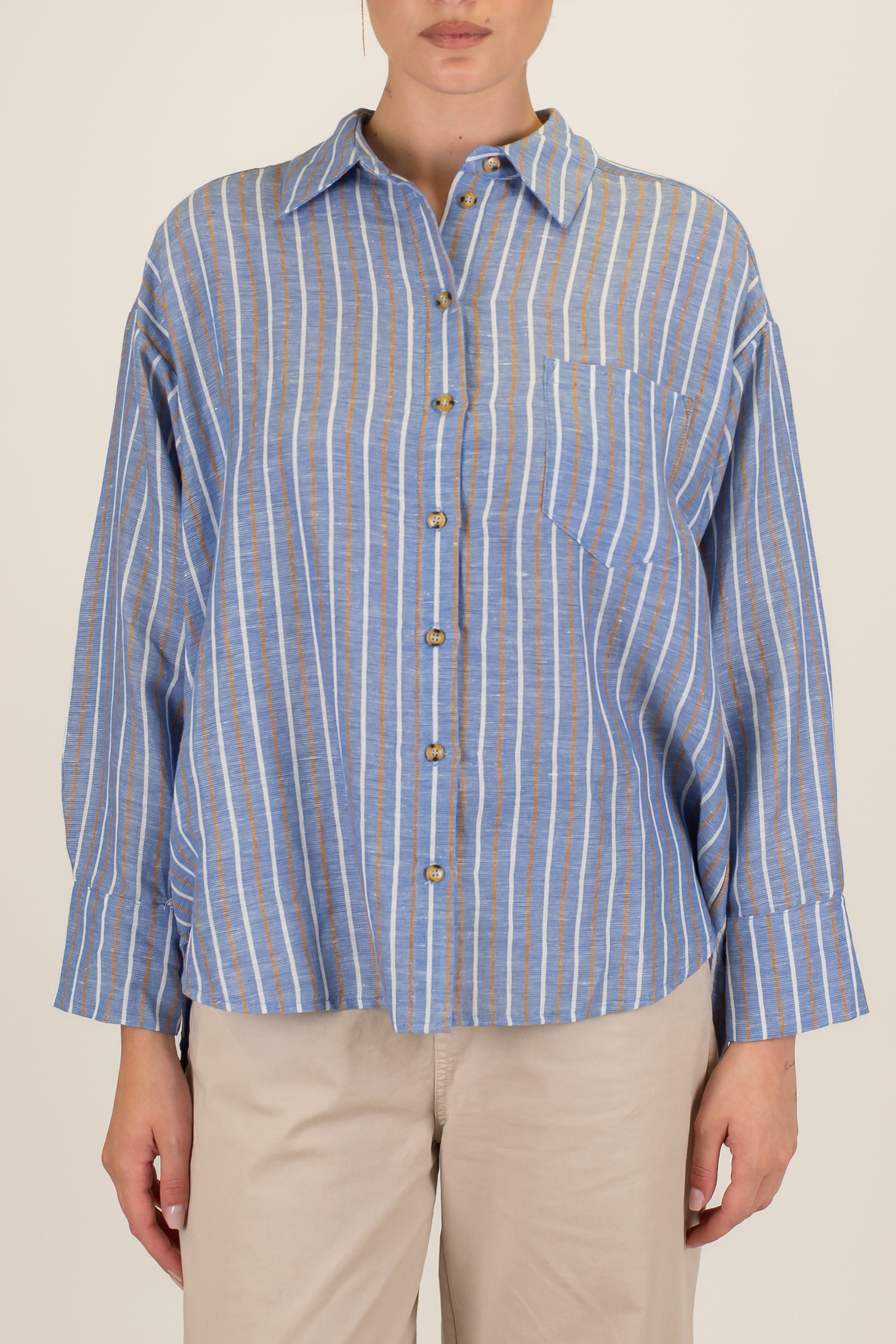 Tensione in - Camicia a righe in misto lino con taschino