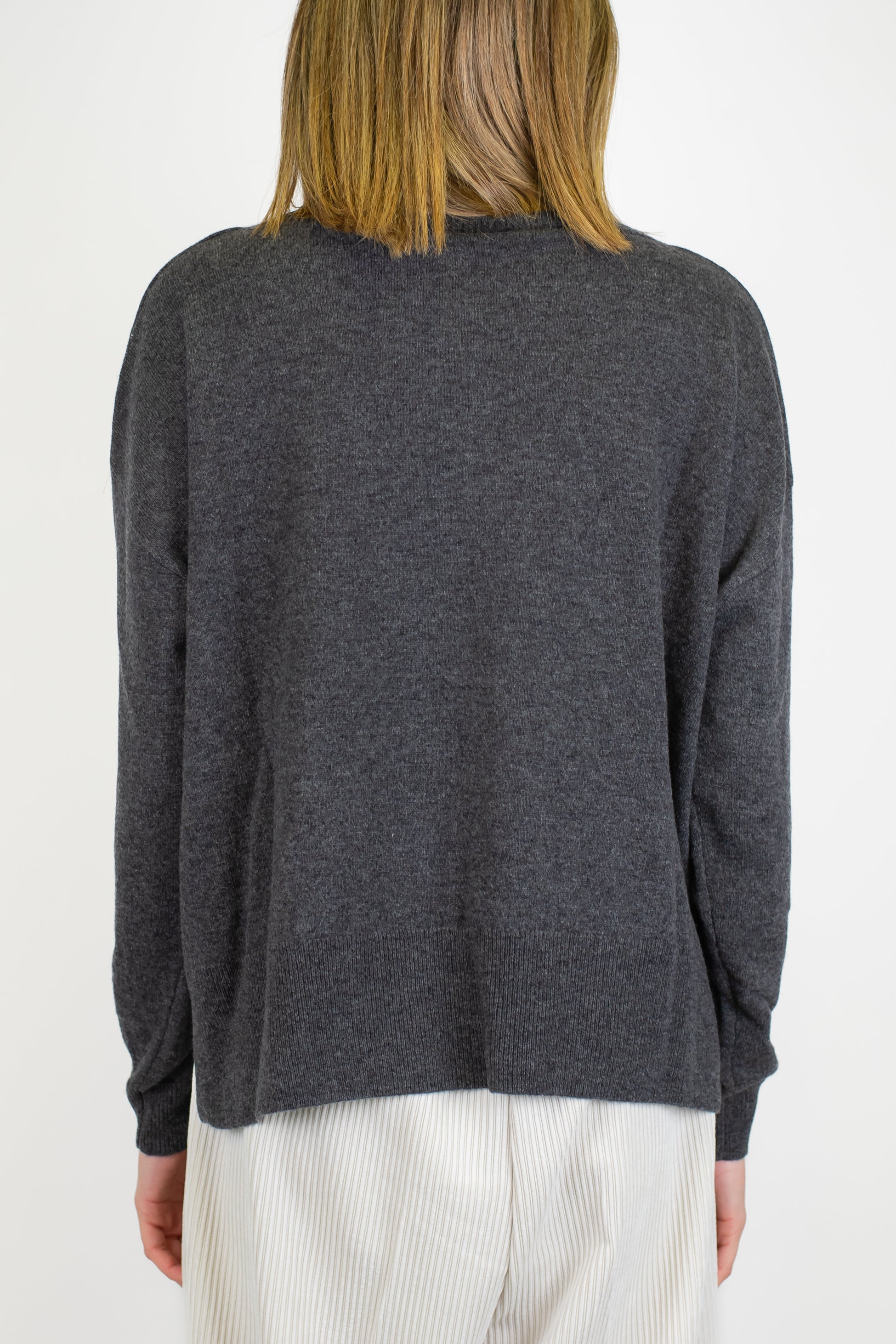 Tensione in - Maglia scollo a barca in pura lana