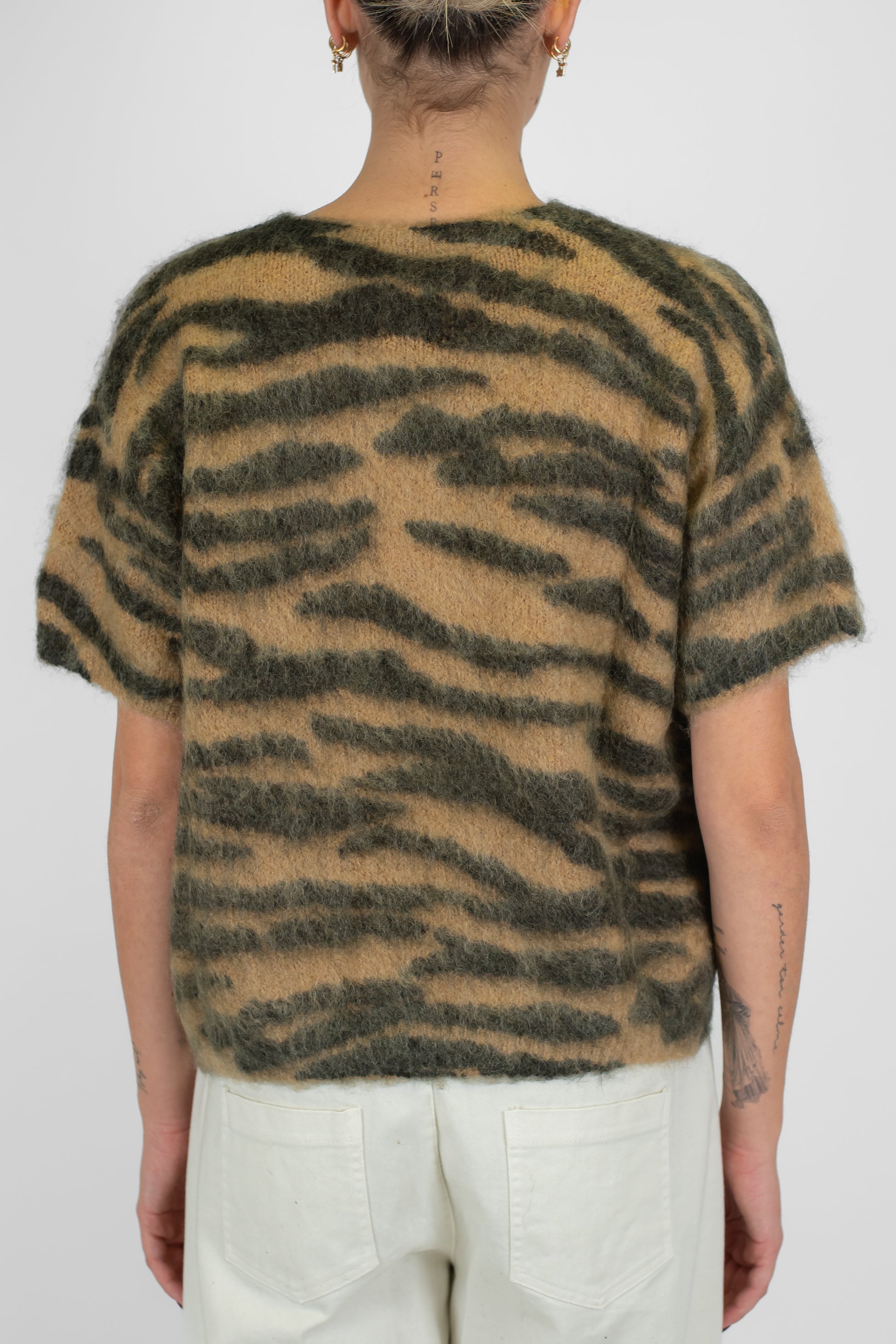 Tensione in - Maglia mezzamanica fantasia animalier zebrata in misto lana mohair
