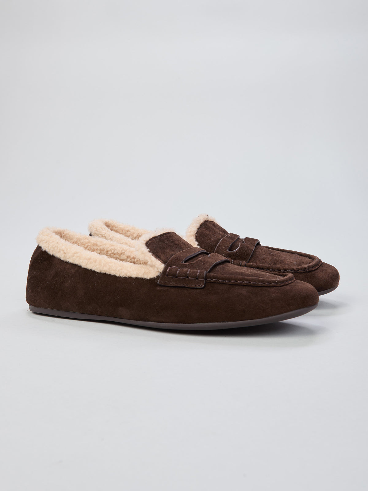 Ovyè - Mocassino in suede punta quadrata con fodera in morbida pelliccia